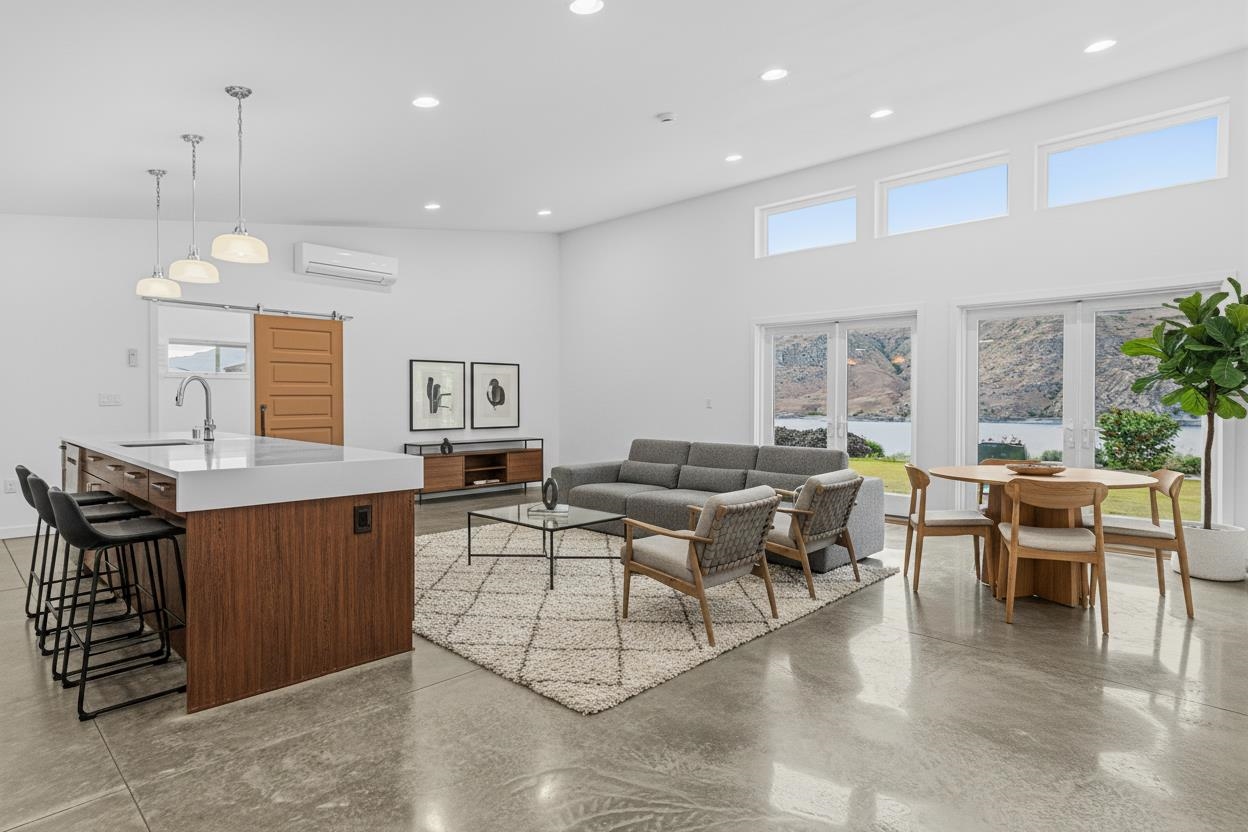 4205 Plum Pt E - Photo 3