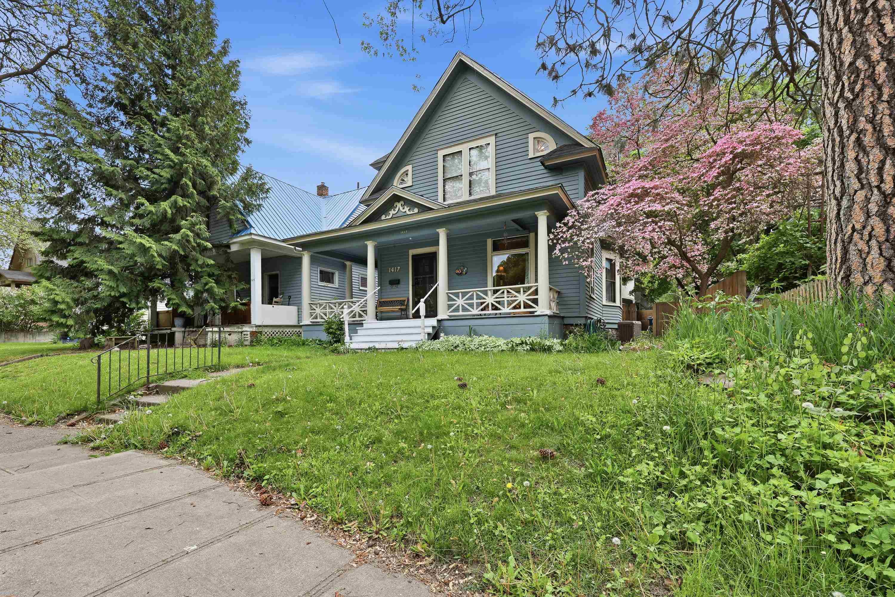 1417 W 10th Ave - Photo 2