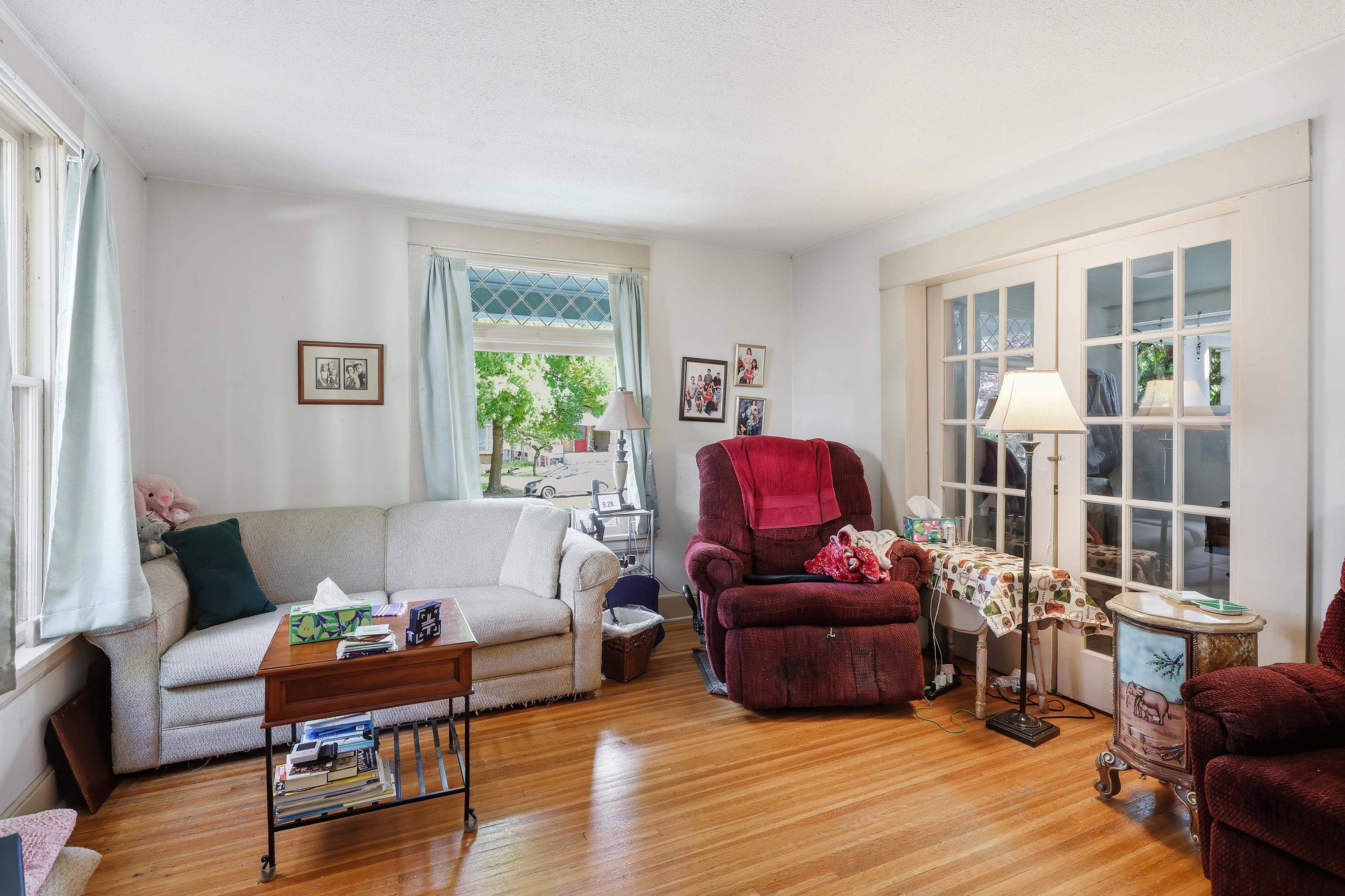 1417 W 10th Ave - Photo 6