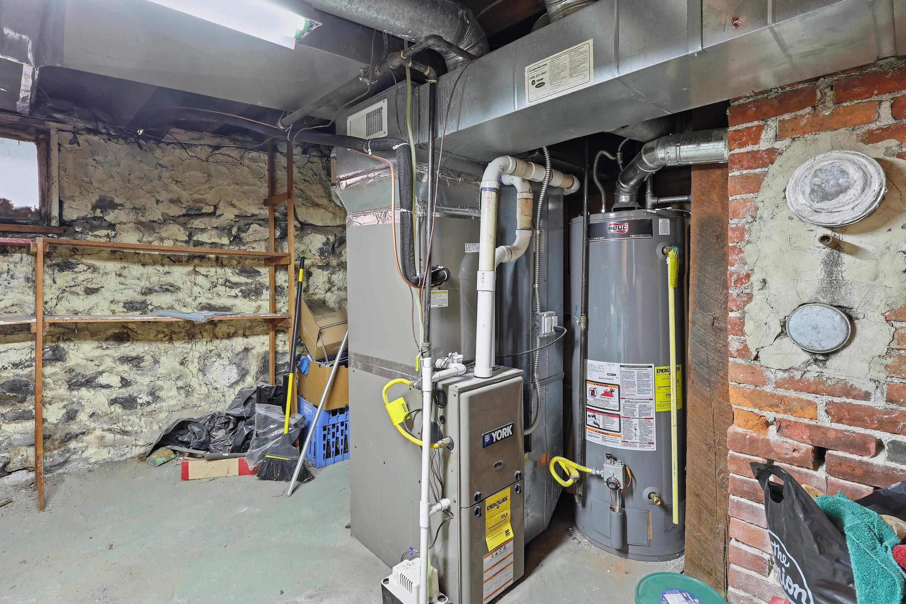 1417 W 10th Ave - Photo 20