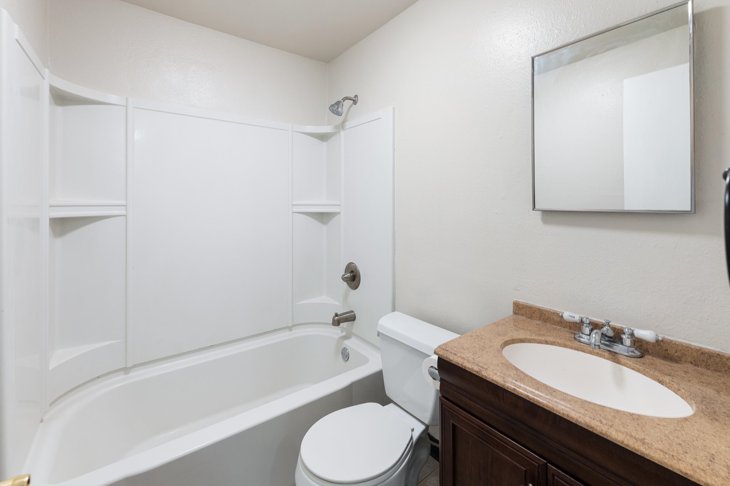 2304 E Rockwell Ave - Photo 13