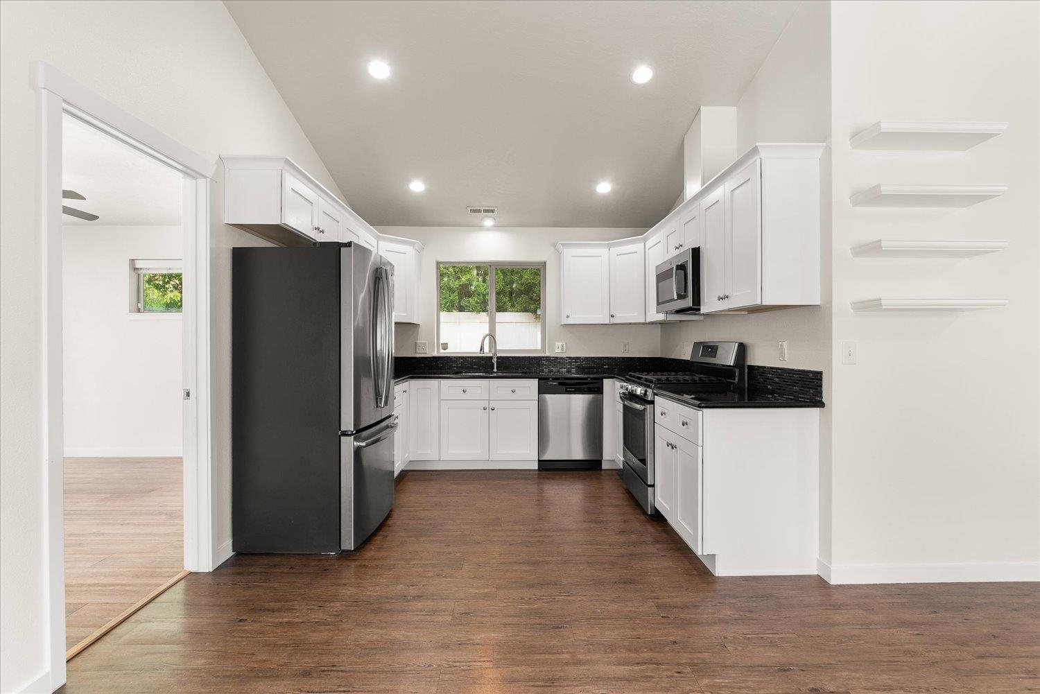 10329 E 5th Ln - Photo 37