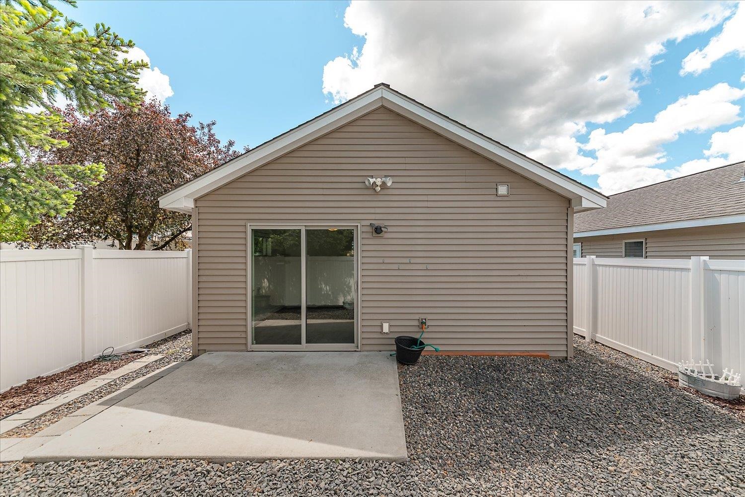 10329 E 5th Ln - Photo 22