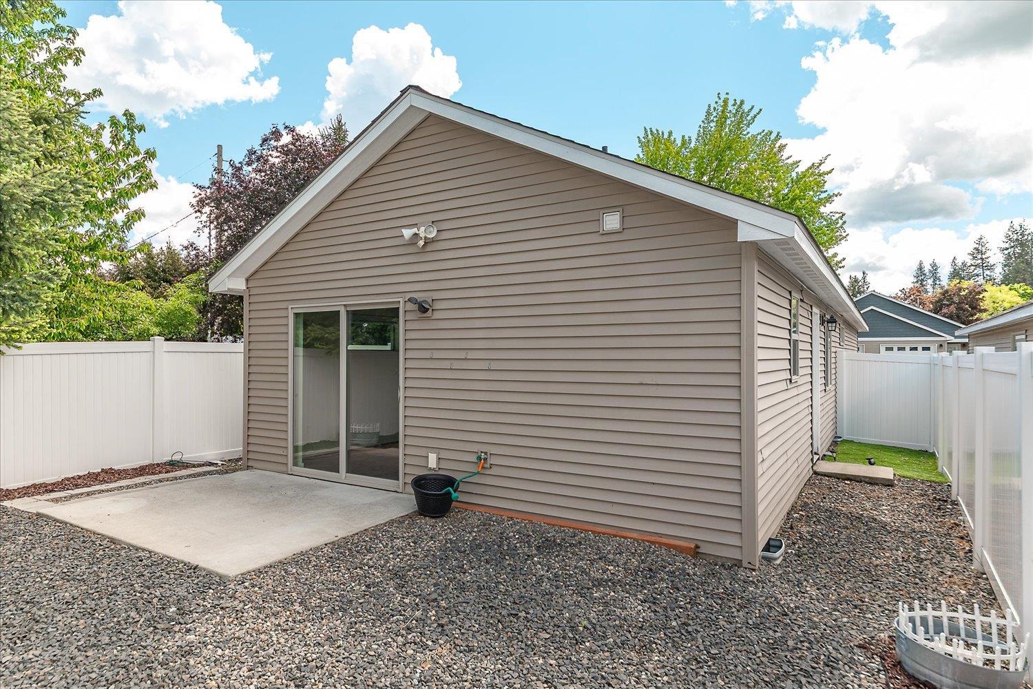 10329 E 5th Ln - Photo 45
