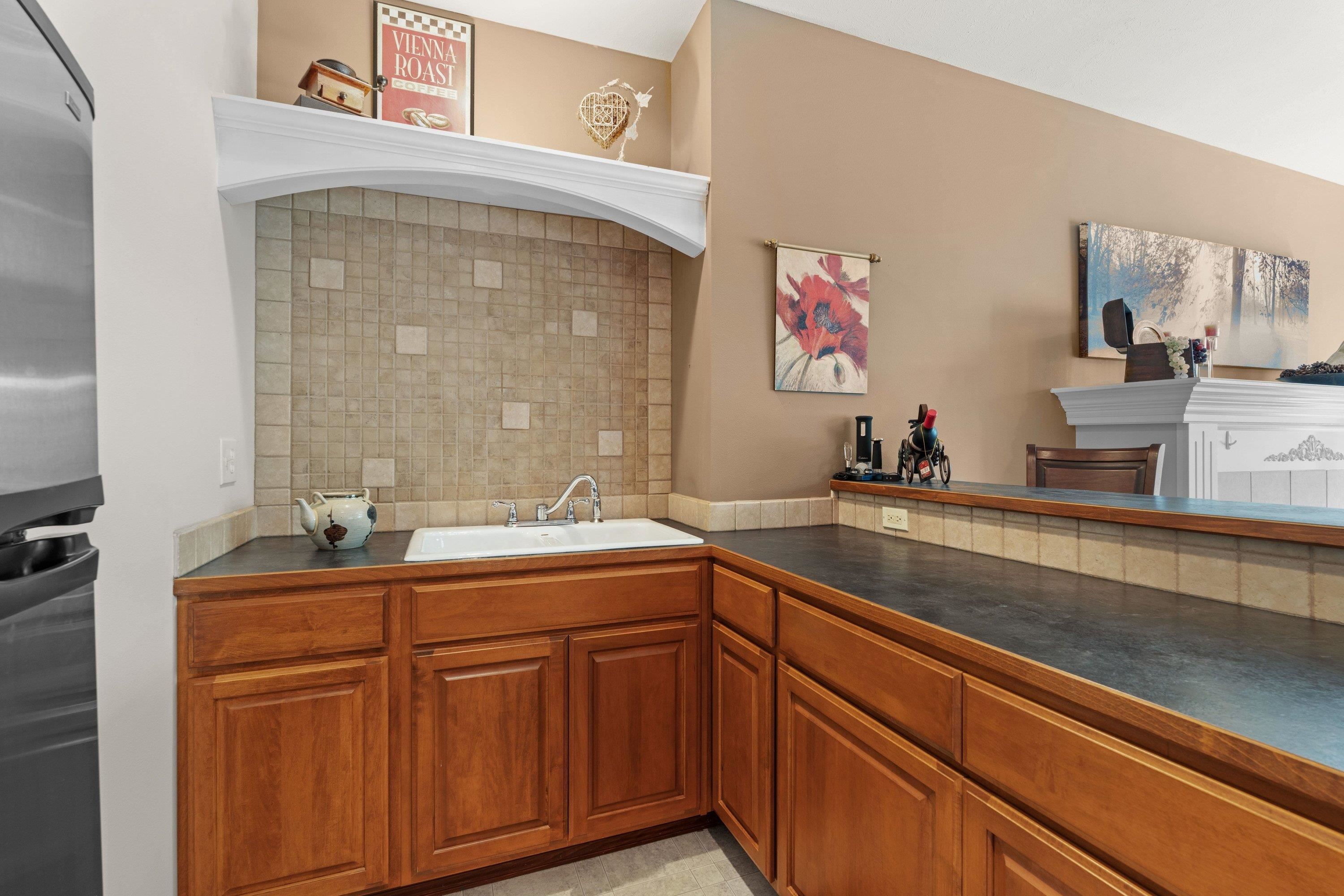 102 N Lindeblad Ln - Photo 27