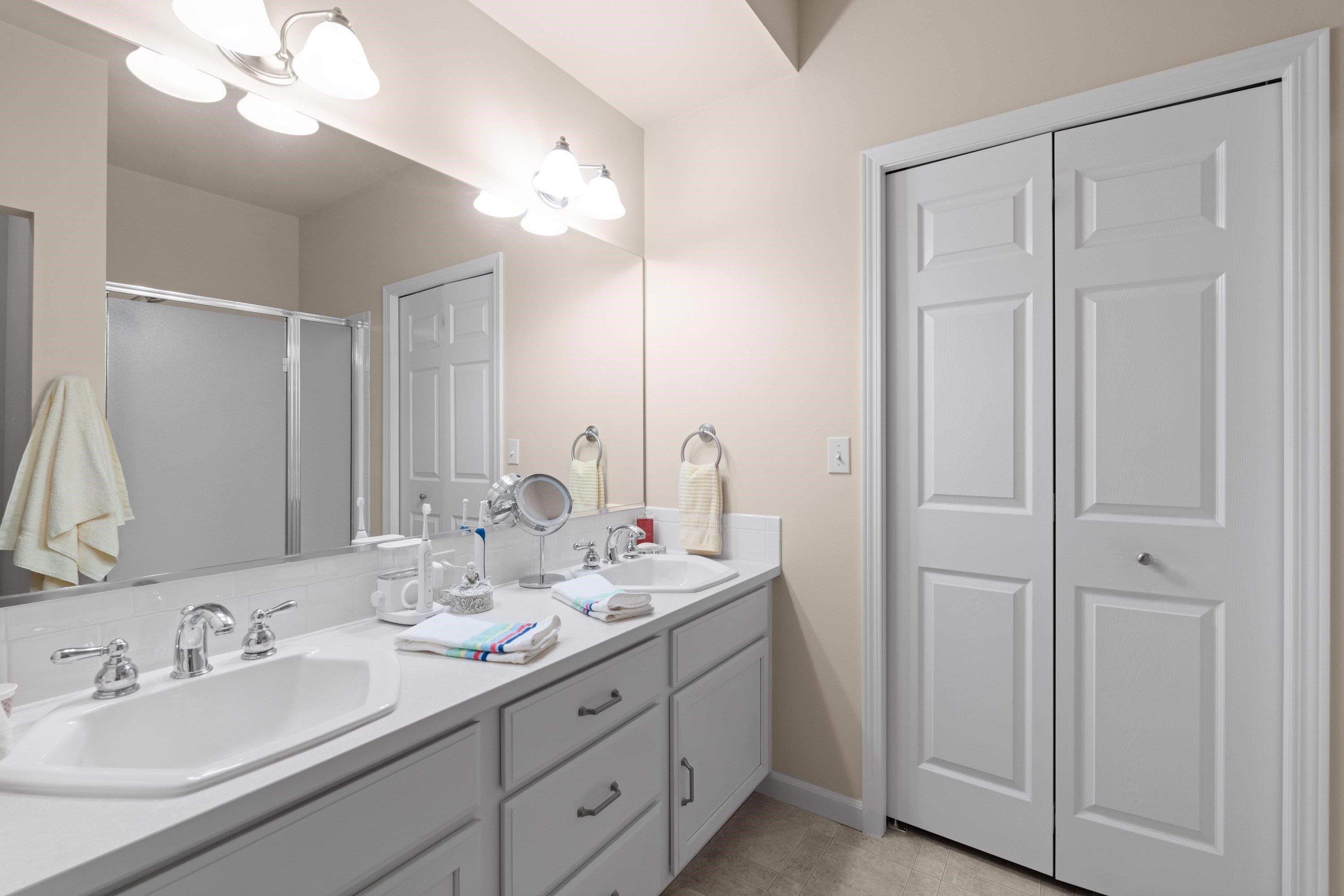 102 N Lindeblad Ln - Photo 32