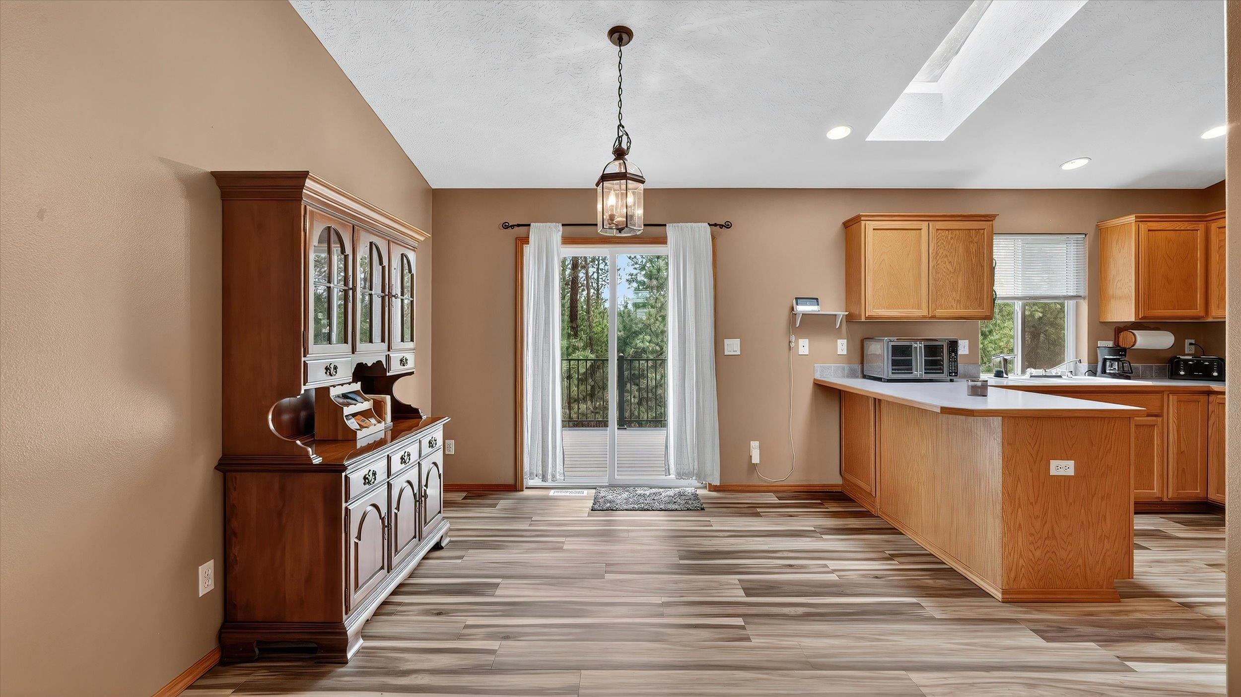 17821 N Colfax St - Photo 8