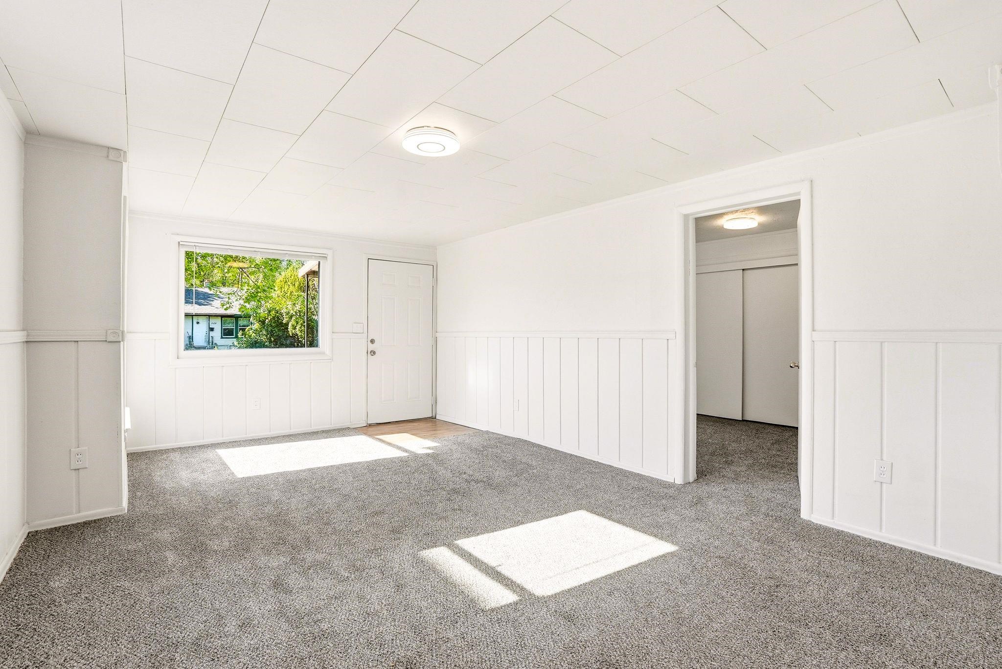 2123 E 6th Ave - Photo 16
