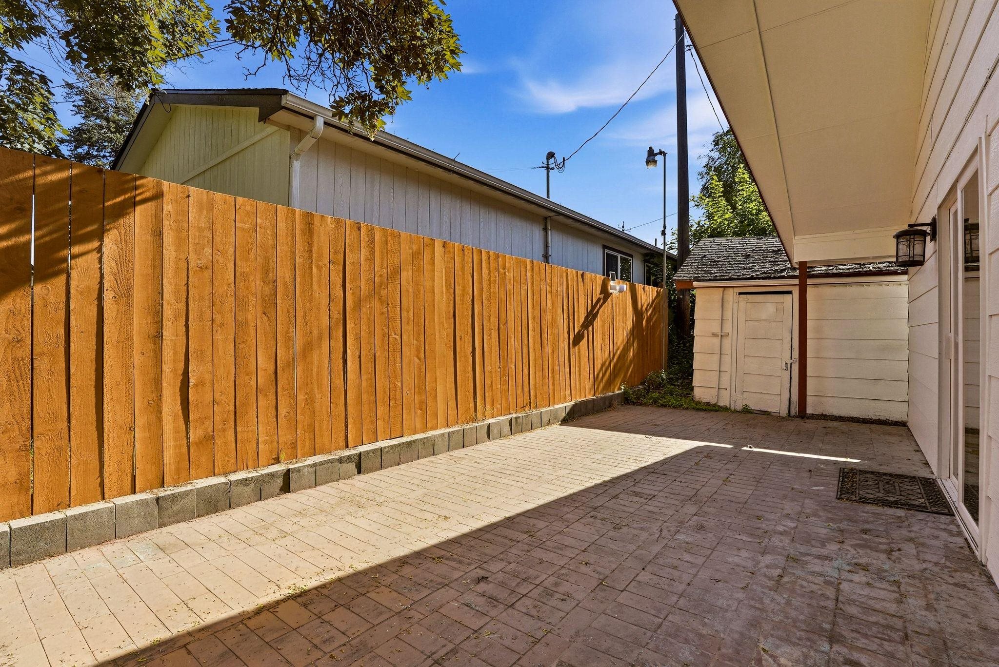 2123 E 6th Ave - Photo 36