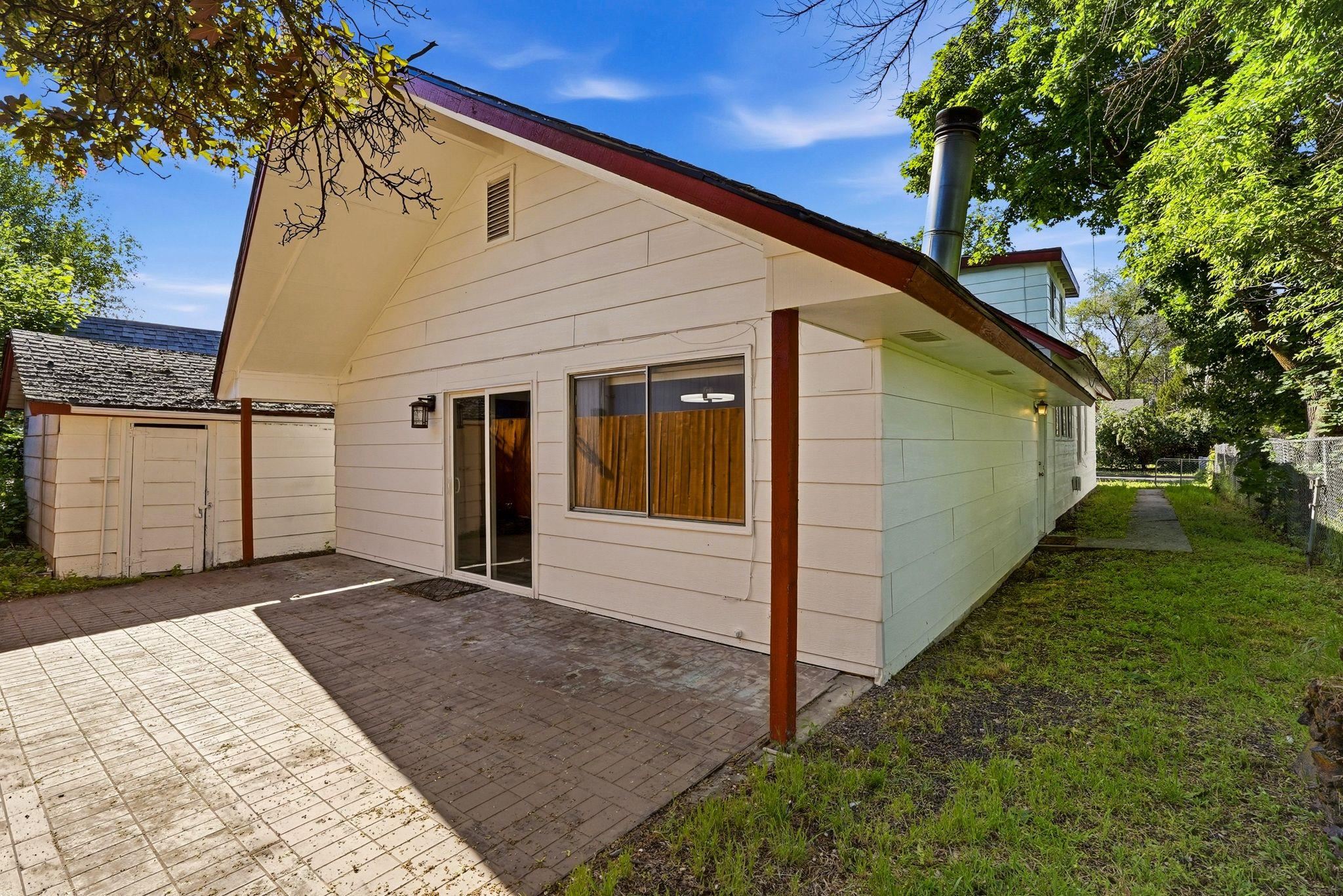 2123 E 6th Ave - Photo 37