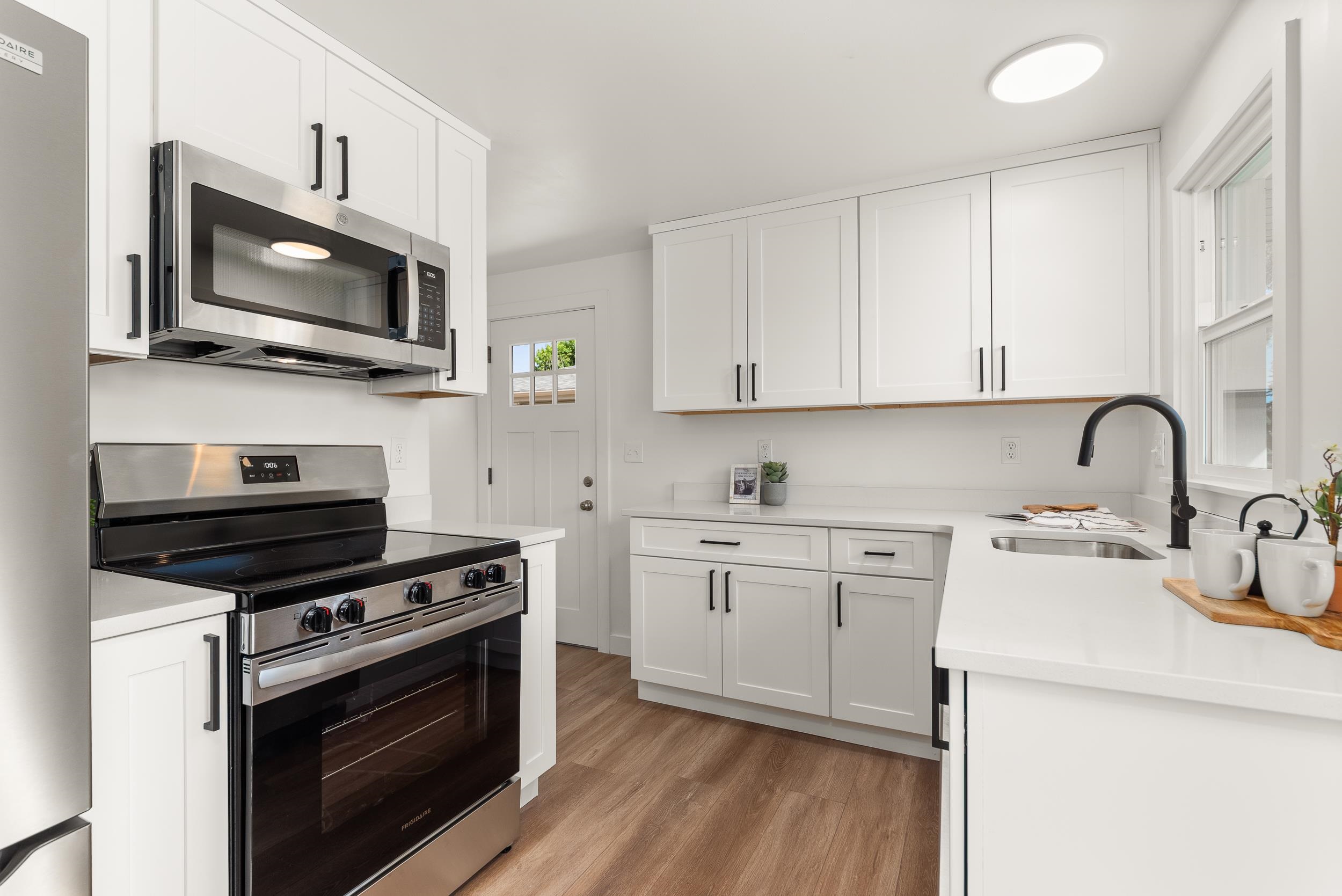 2717 N Nelson St - Photo 5