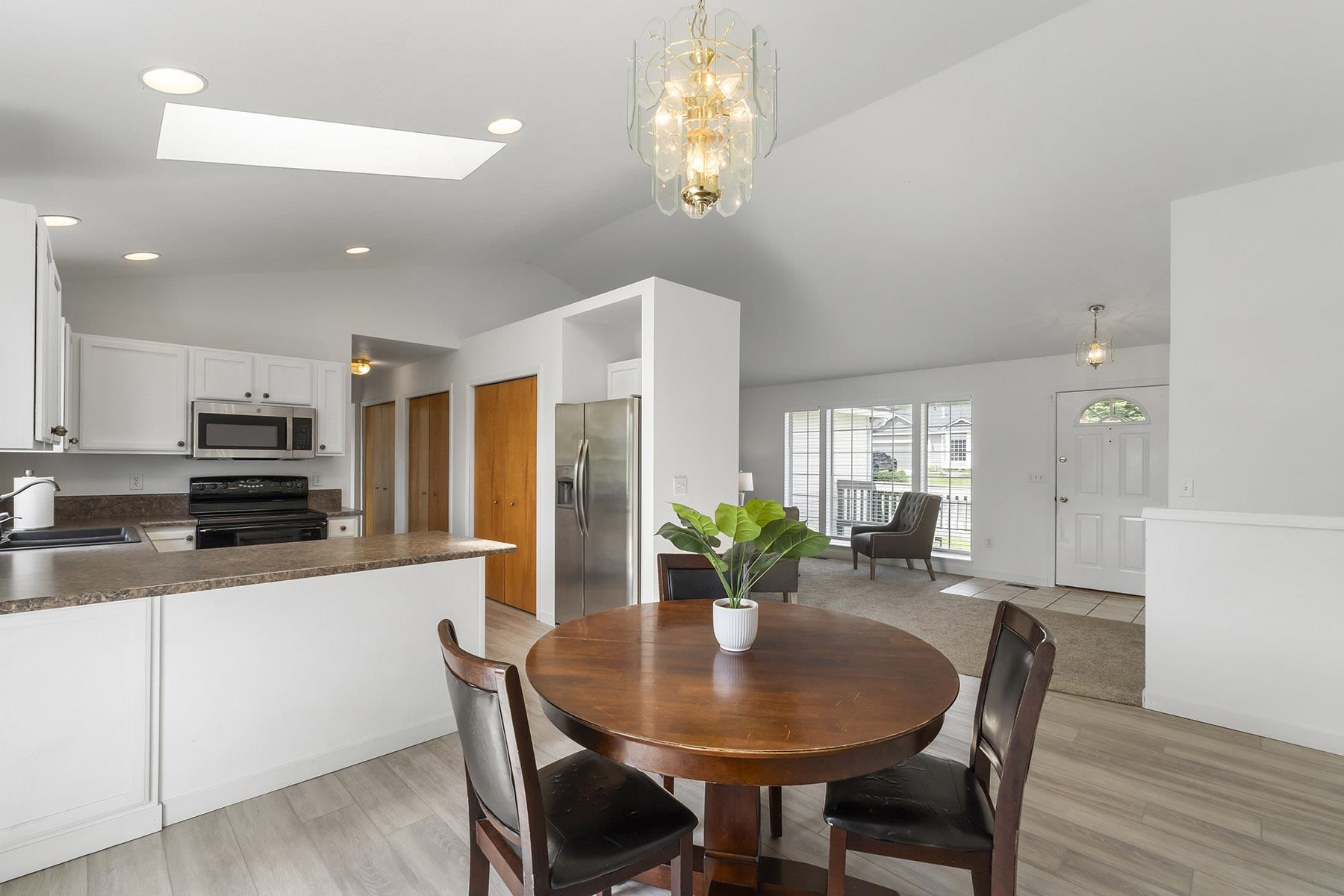 808 E Country Hill Ct - Photo 7
