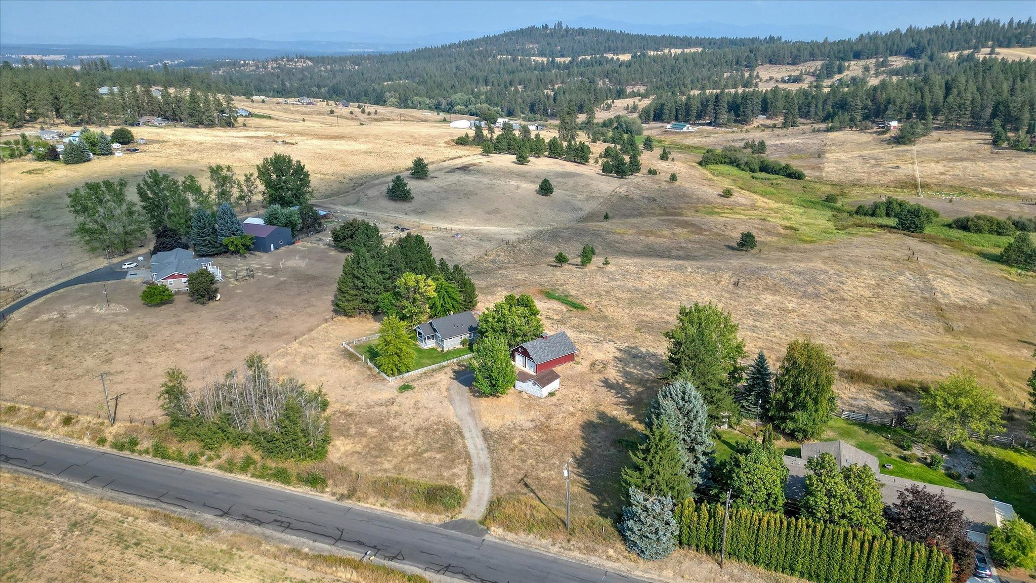 20512 N Hazard Rd - Photo 32