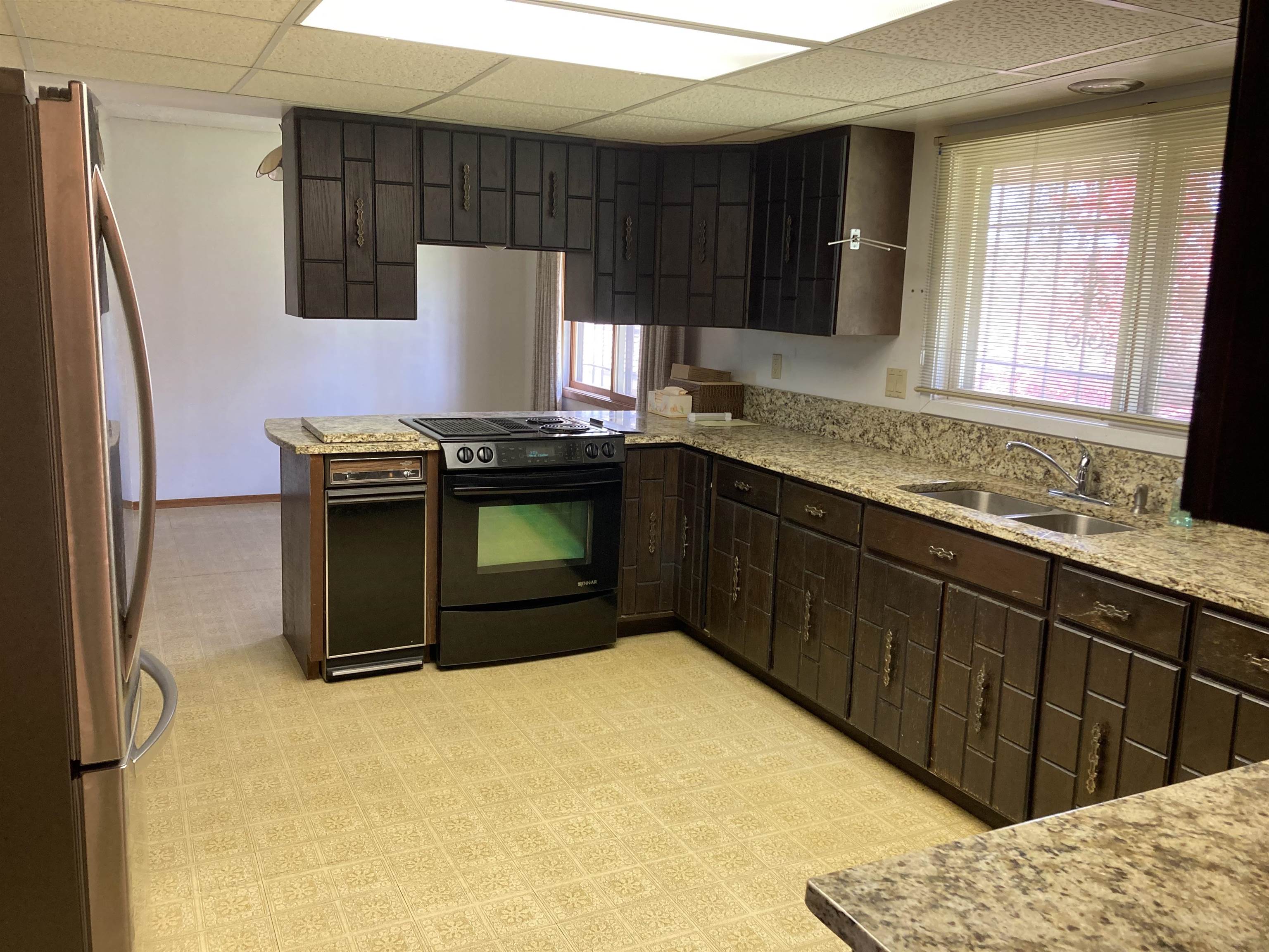 23213 S Cross Rd - Photo 9