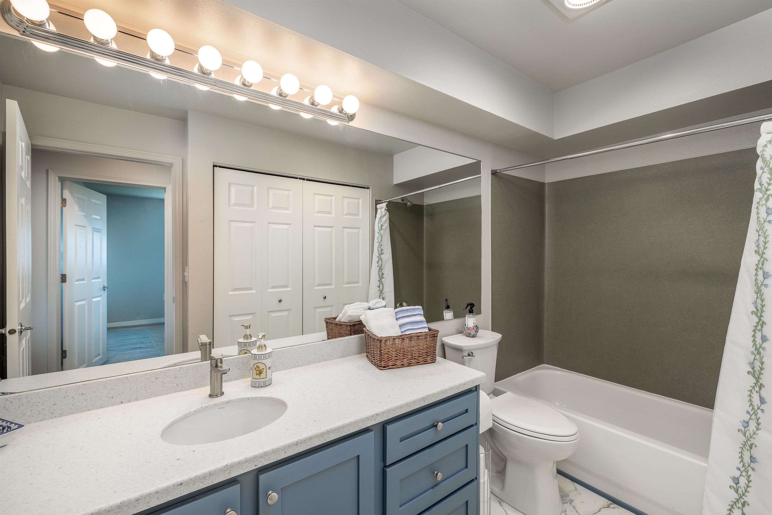 22855 E Country Vista Dr - Photo 12