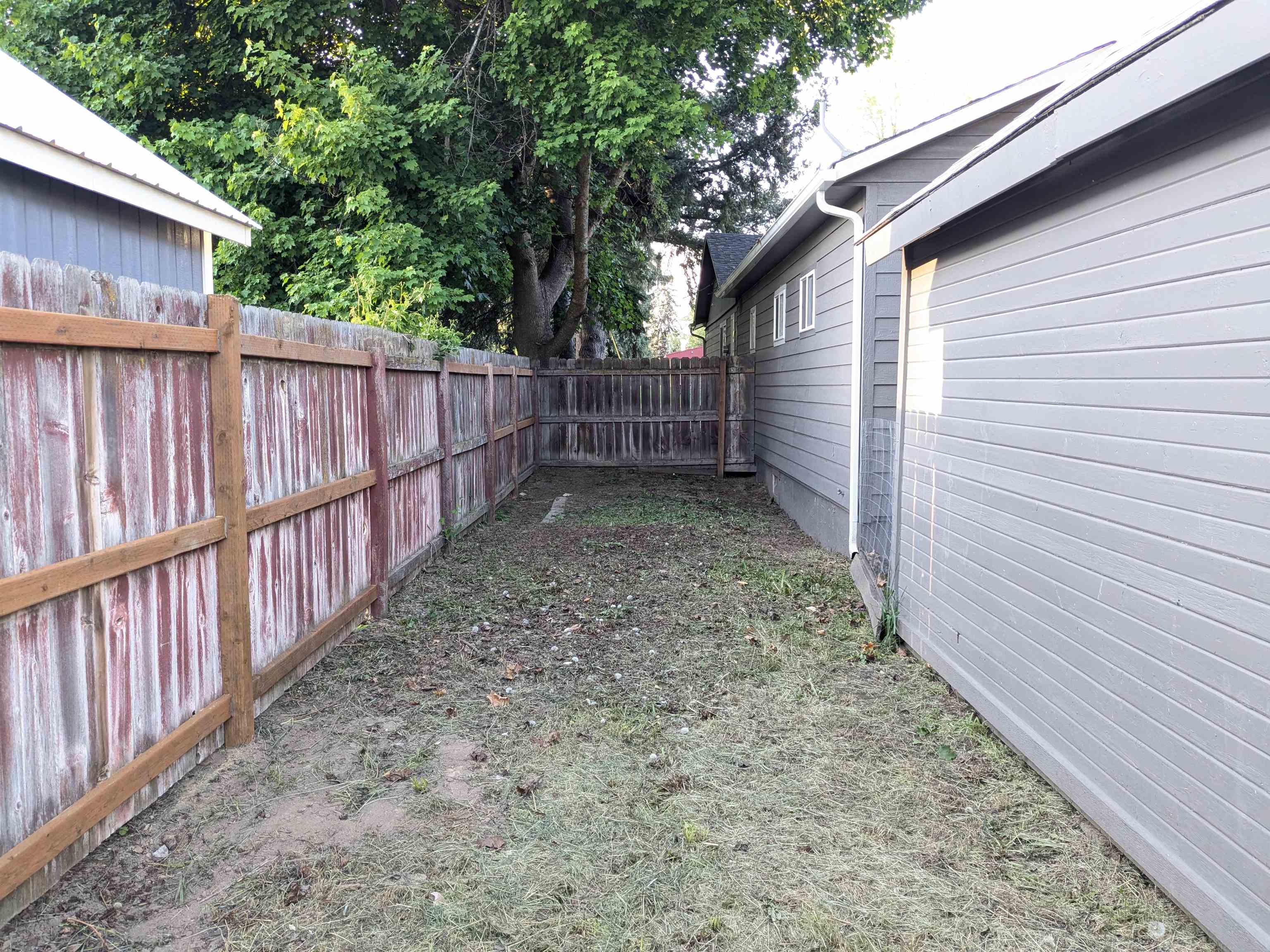 214 E C St - Photo 45
