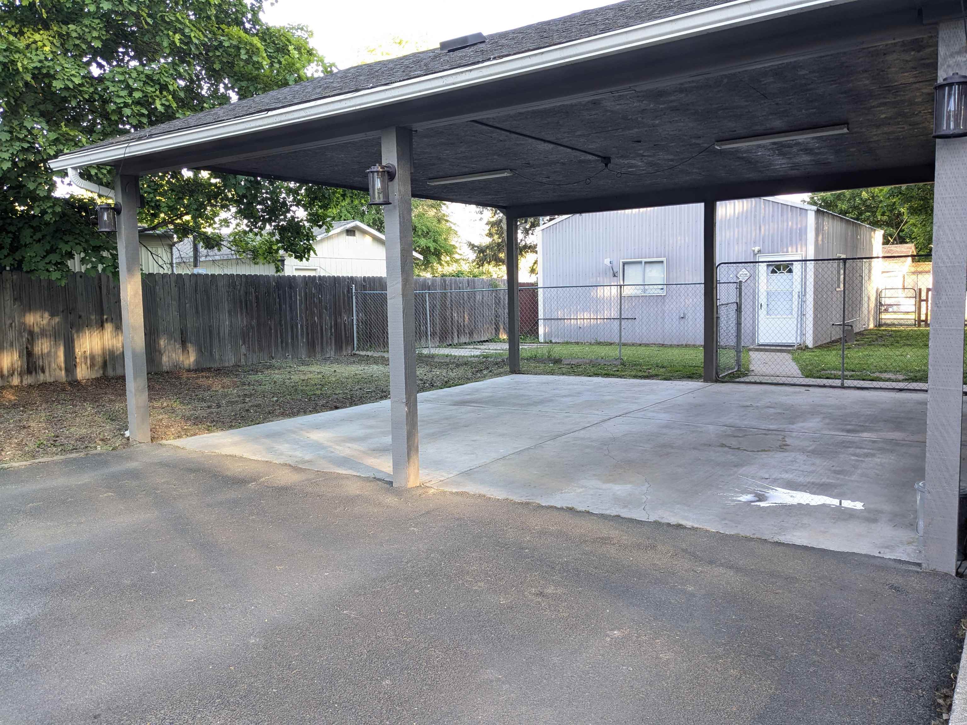 214 E C St - Photo 39