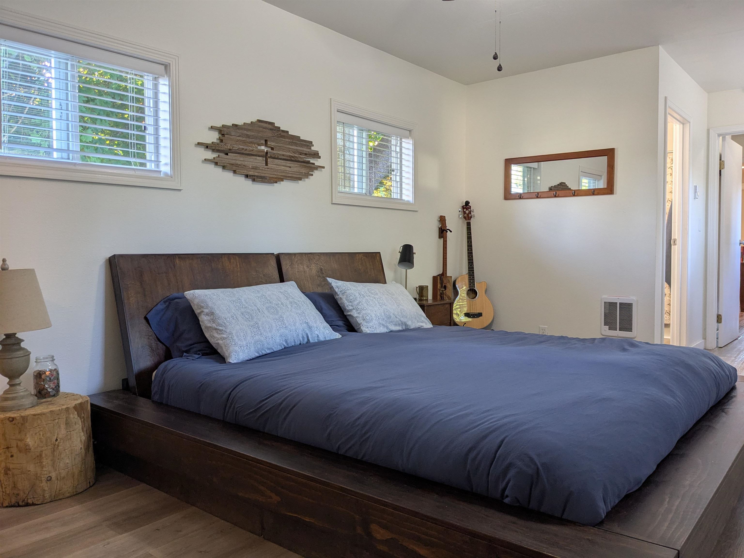 214 E C St - Photo 17