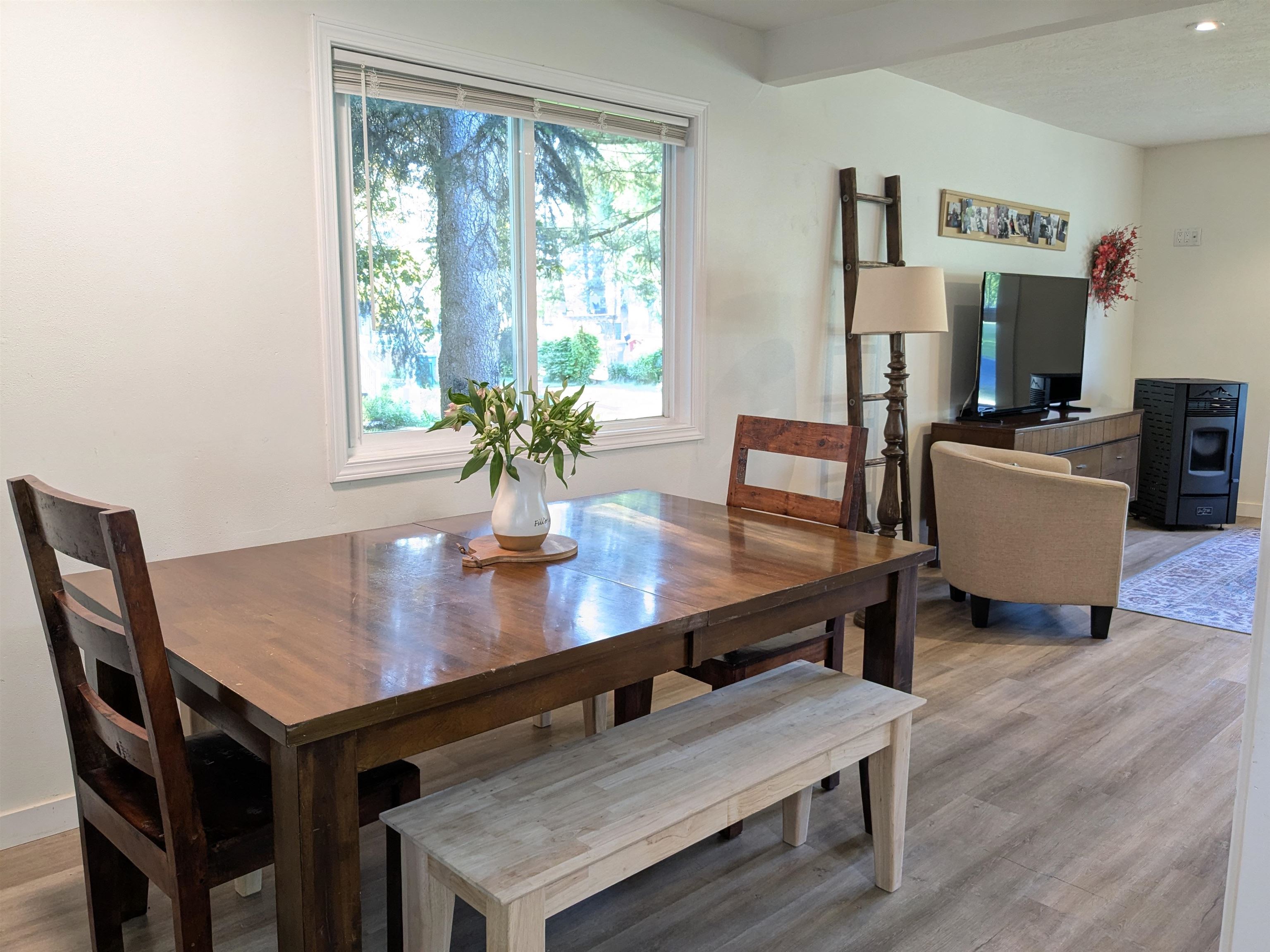 214 E C St - Photo 15