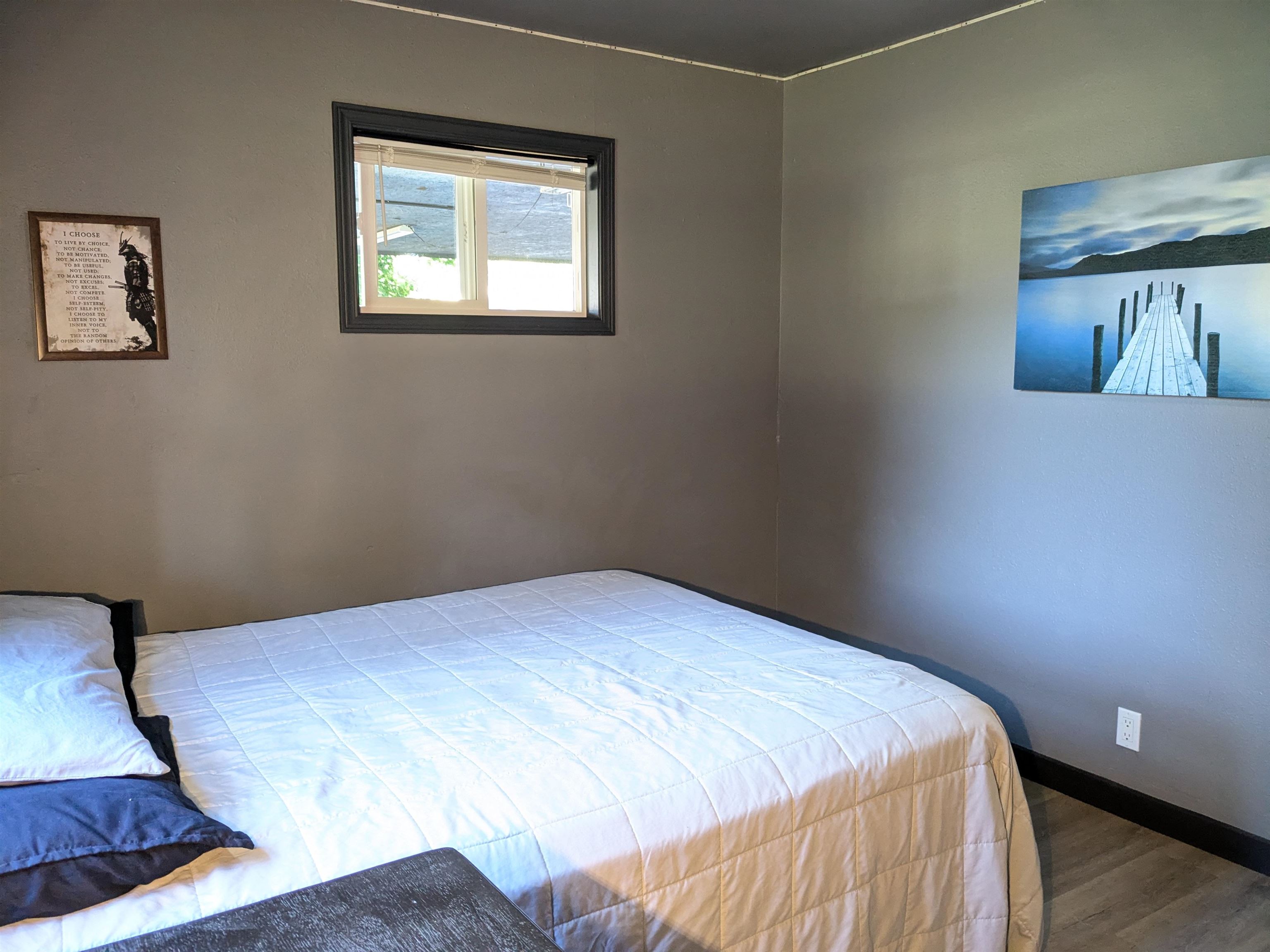 214 E C St - Photo 24