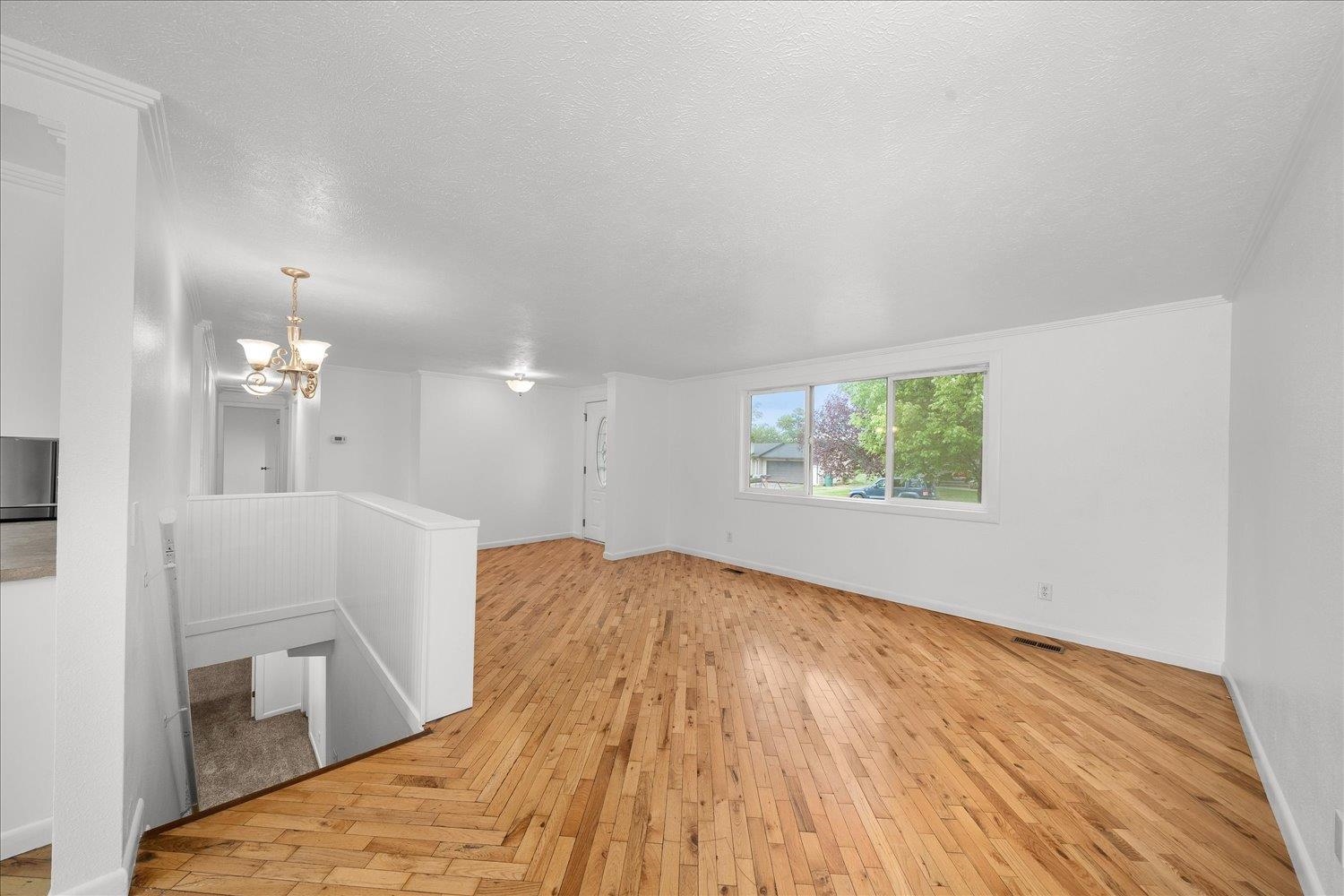 8204 E Augusta Ave - Photo 8