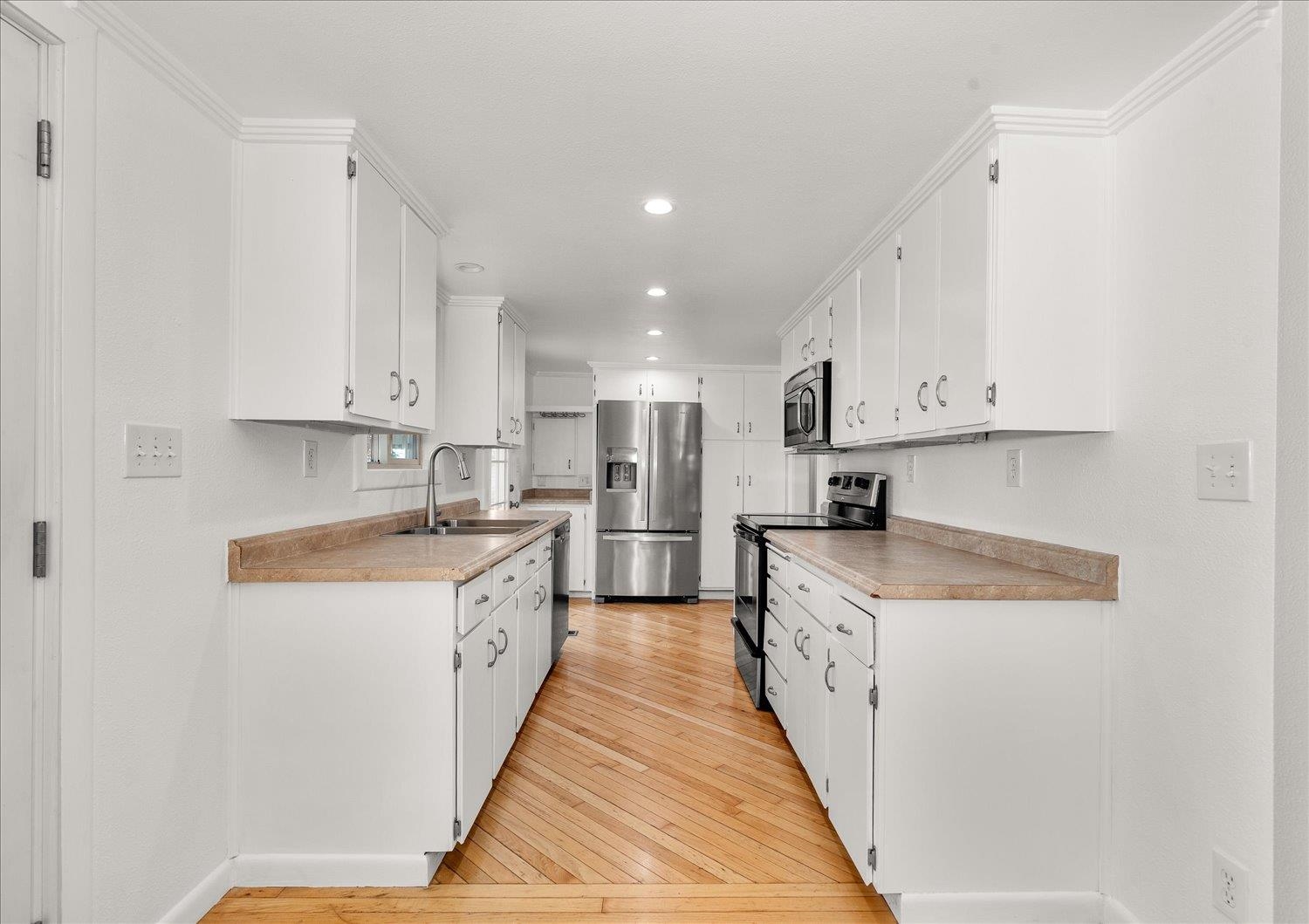 8204 E Augusta Ave - Photo 10