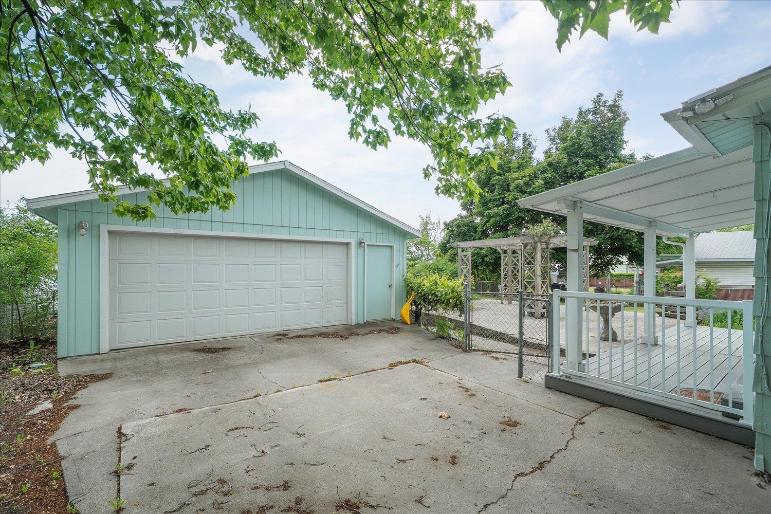8204 E Augusta Ave - Photo 28