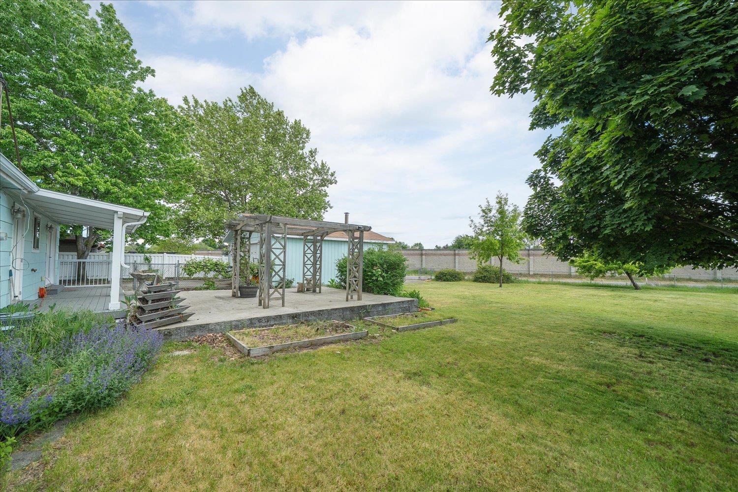 8204 E Augusta Ave - Photo 31