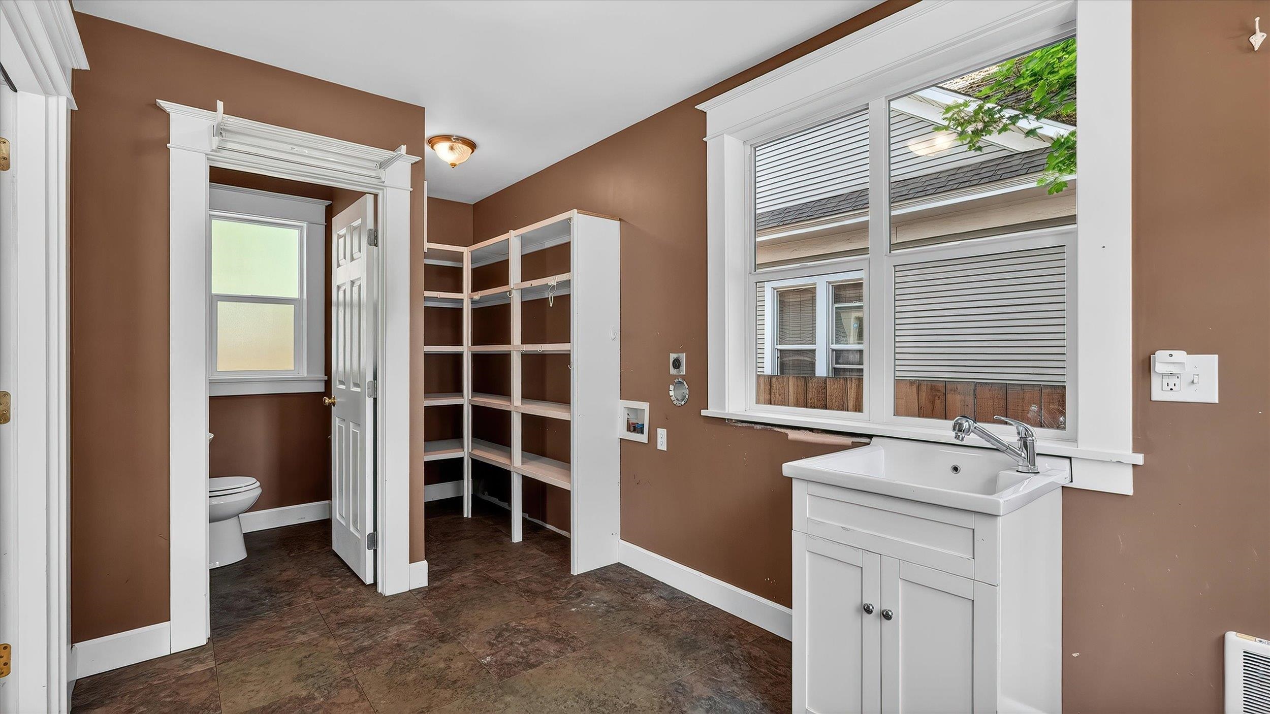 1127 W Fairview Ave - Photo 17