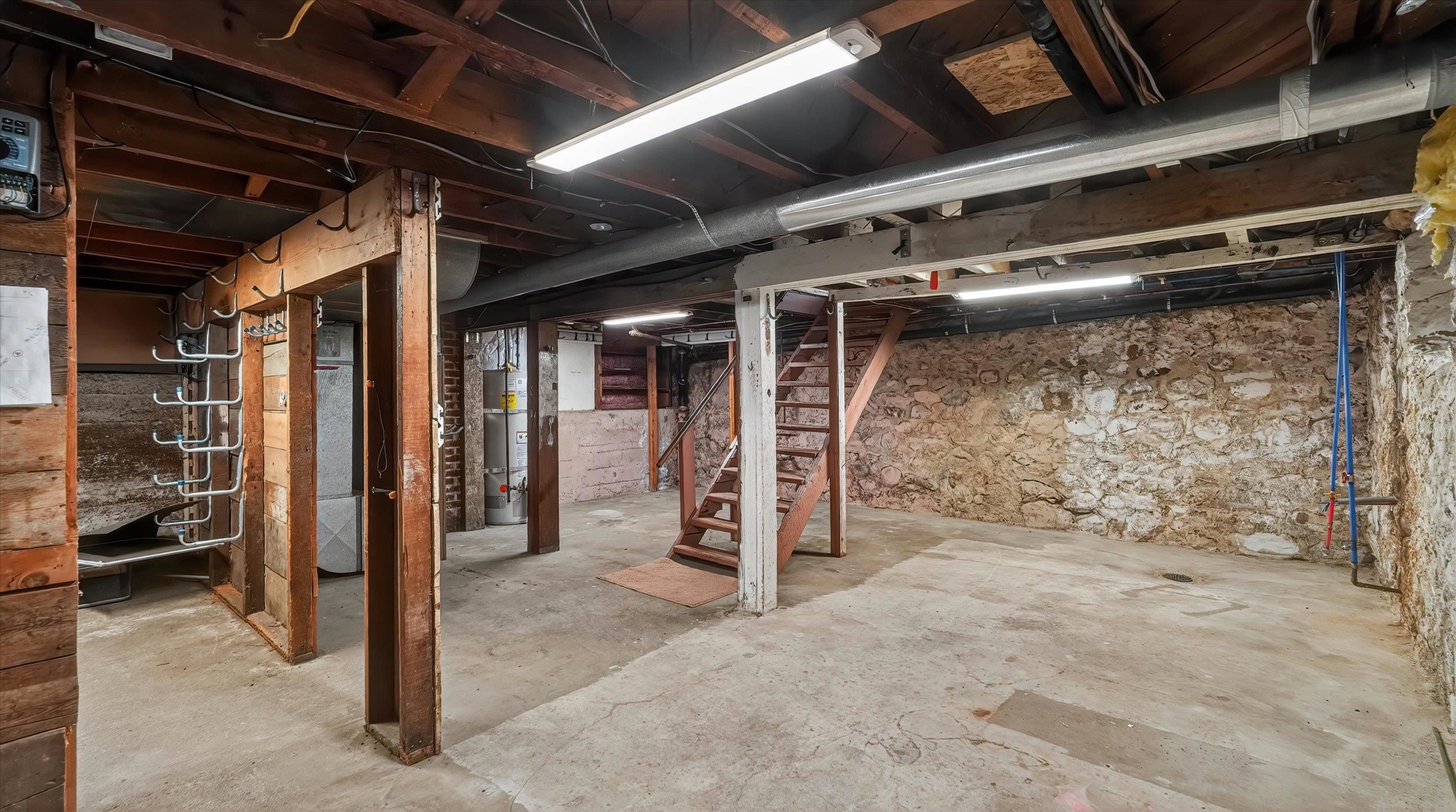 1127 W Fairview Ave - Photo 28
