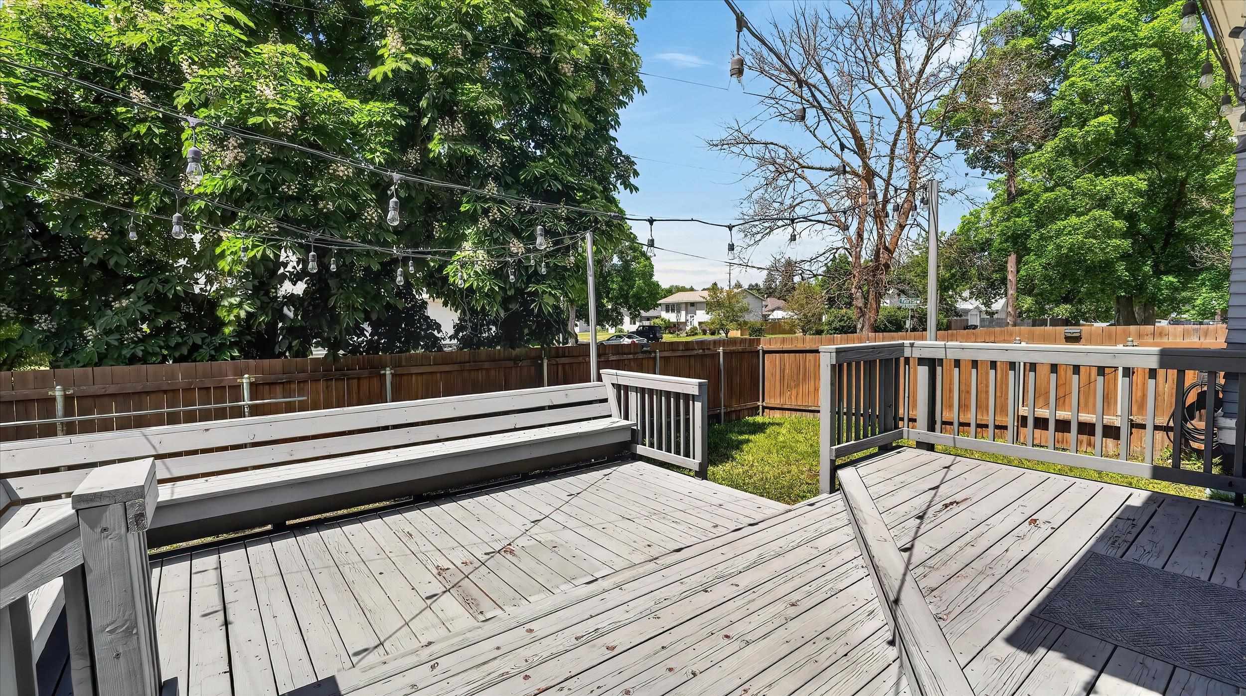1127 W Fairview Ave - Photo 30