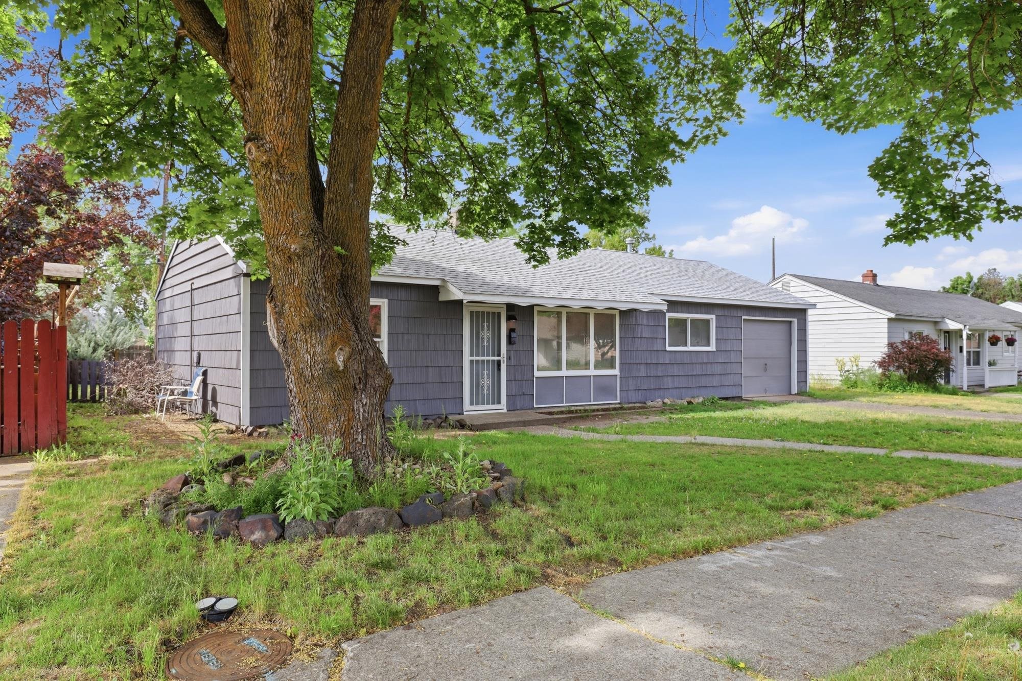 5123 W HOFFMAN Pl - Photo 3
