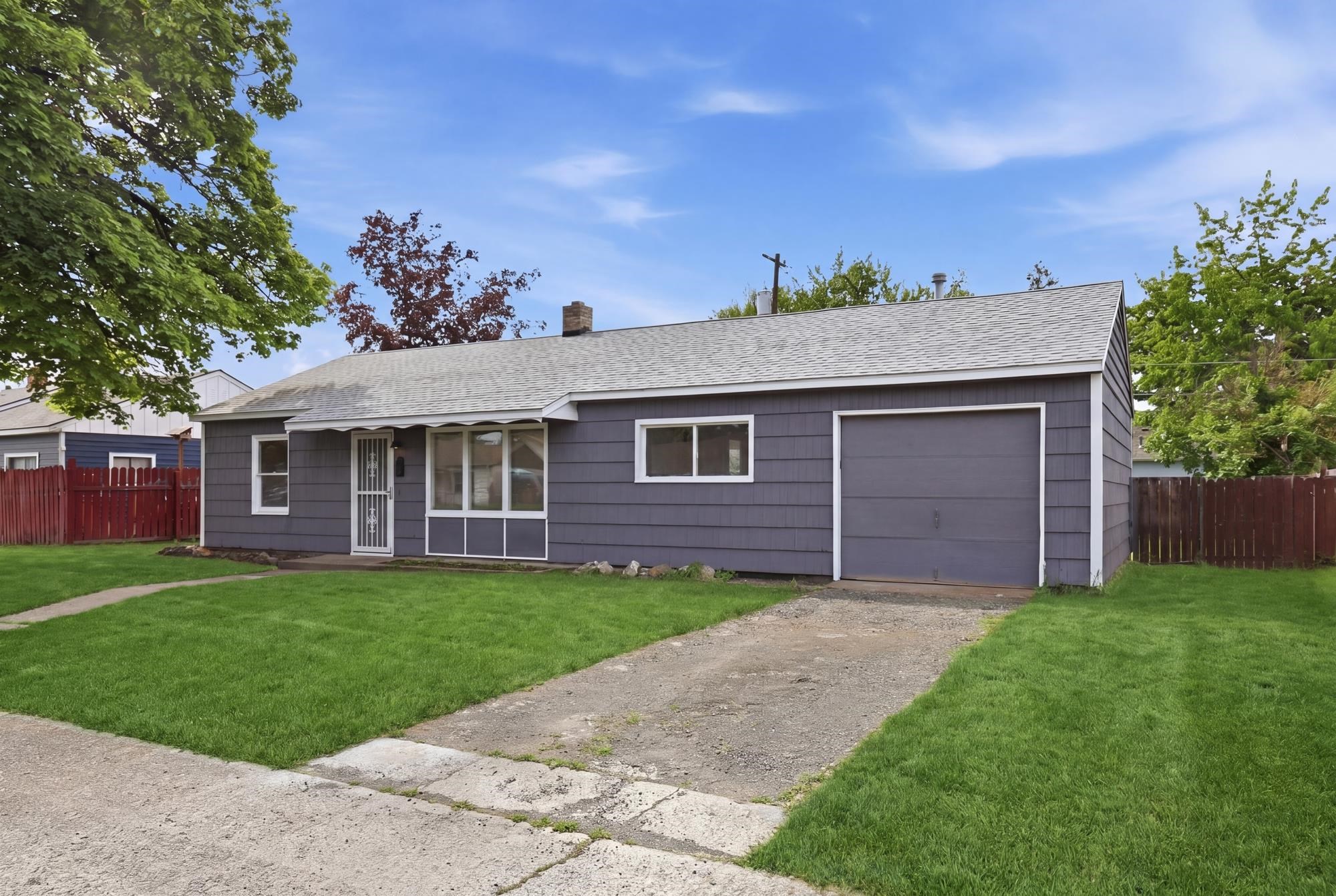 5123 W HOFFMAN Pl - Photo 4