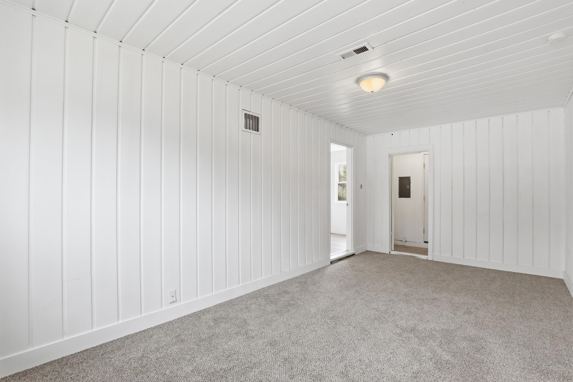 5123 W HOFFMAN Pl - Photo 12