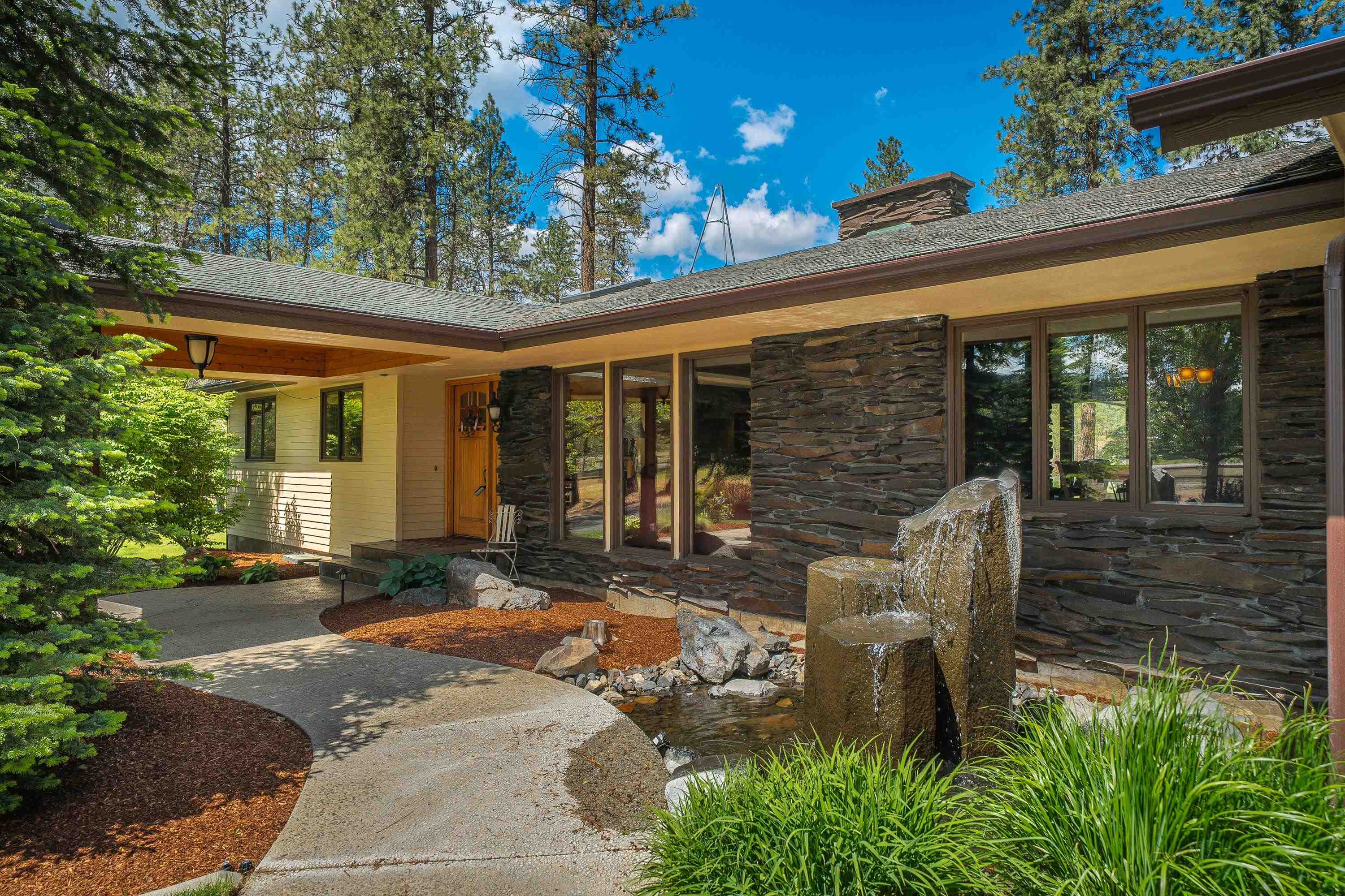 11816 W SEVEN MILE Rd - Photo 3