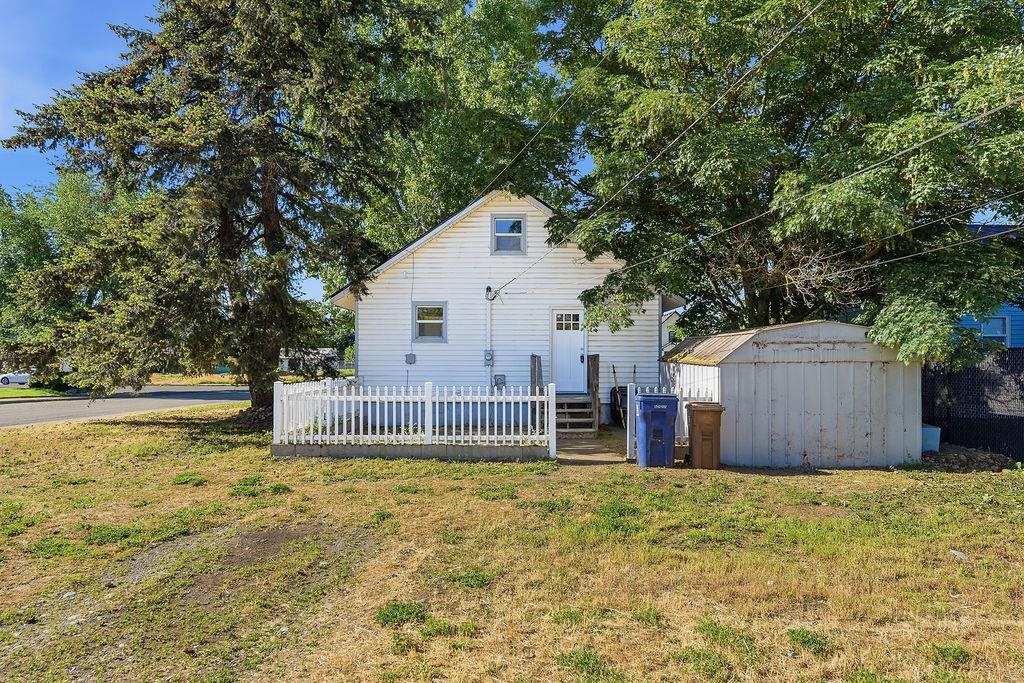 2129 E Desmet Ave - Photo 30