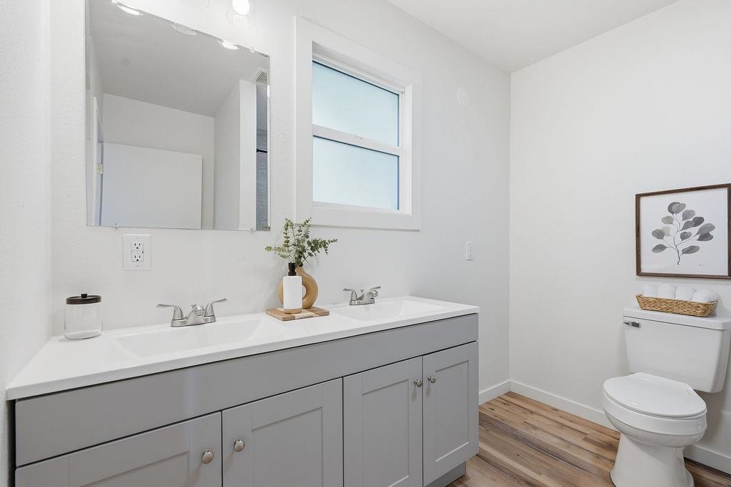 2129 E Desmet Ave - Photo 5