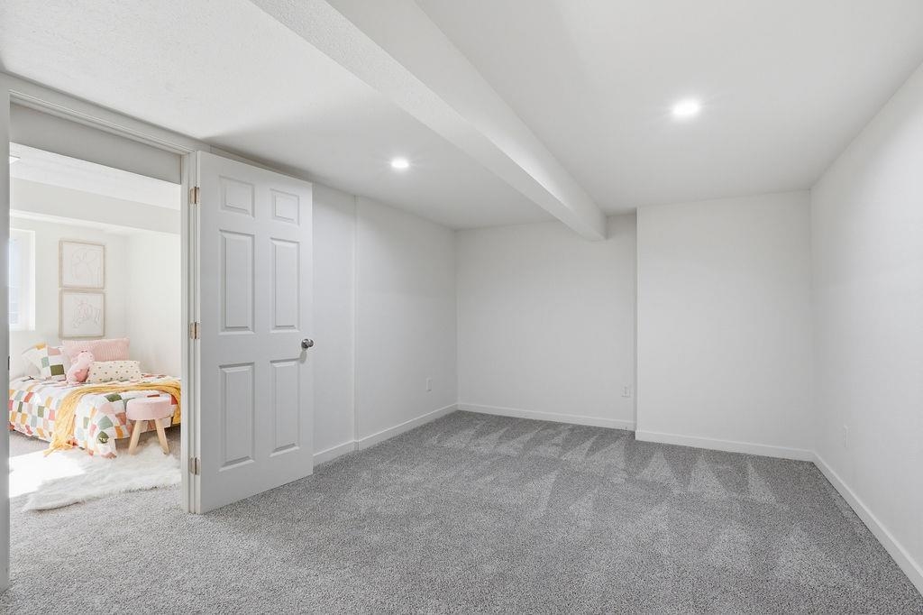 2129 E Desmet Ave - Photo 19