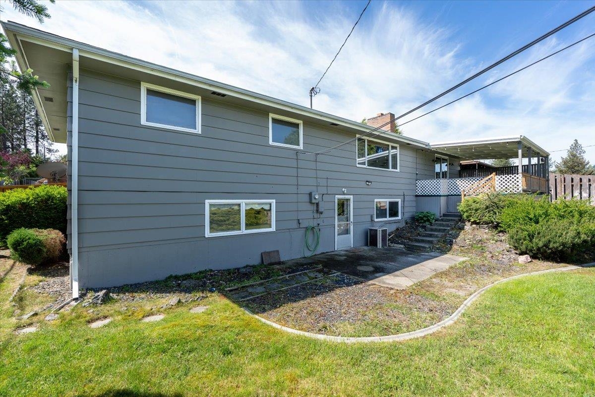 302 W Rainier Way - Photo 40