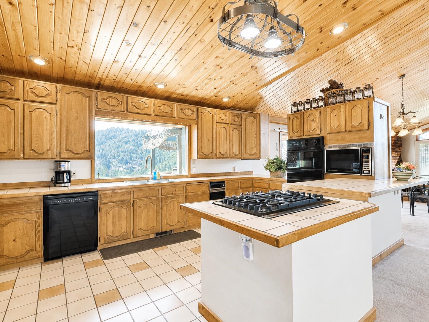 6821 Cummings Canyon Way - Photo 16