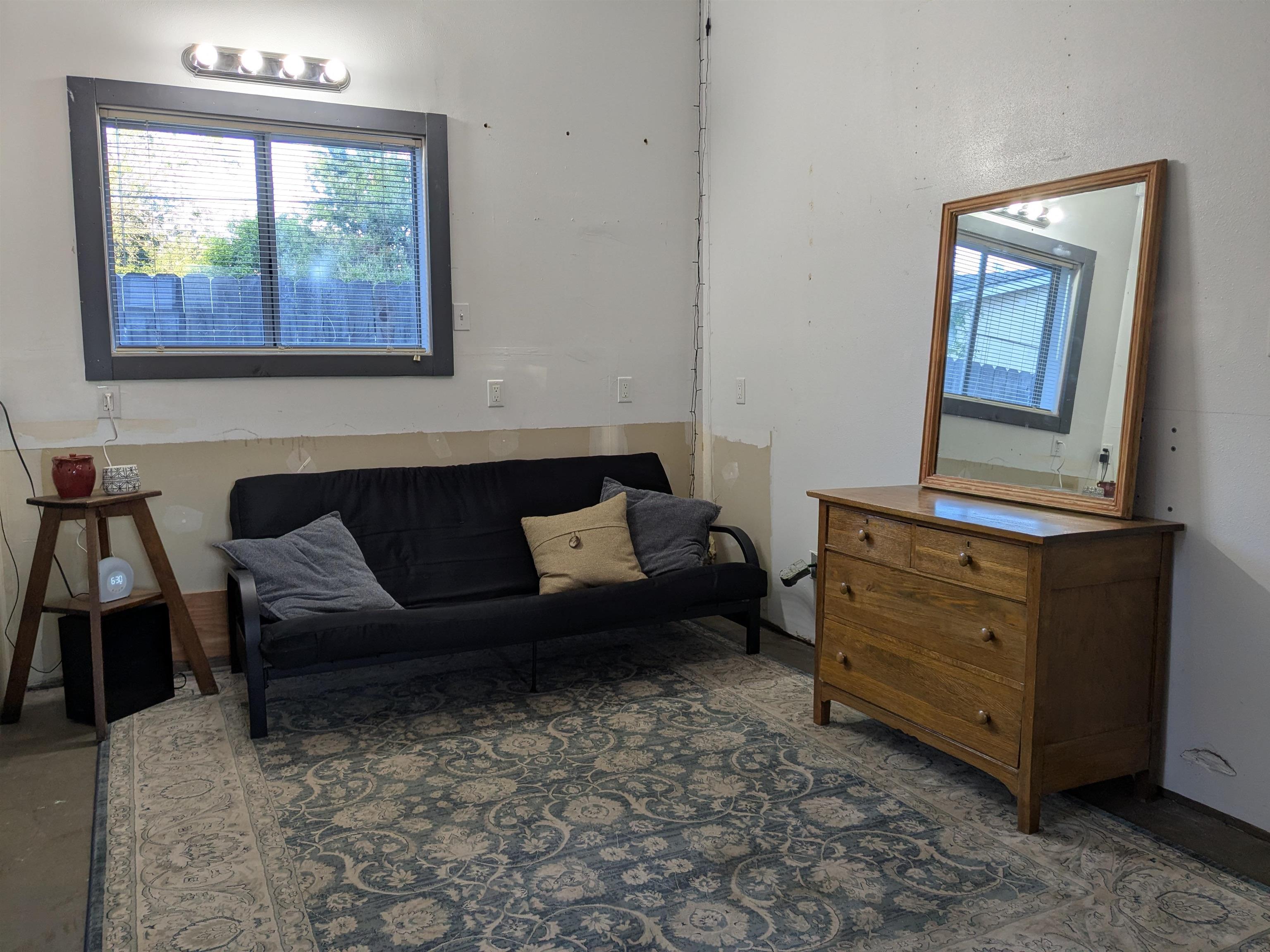 214 E C St - Photo 35