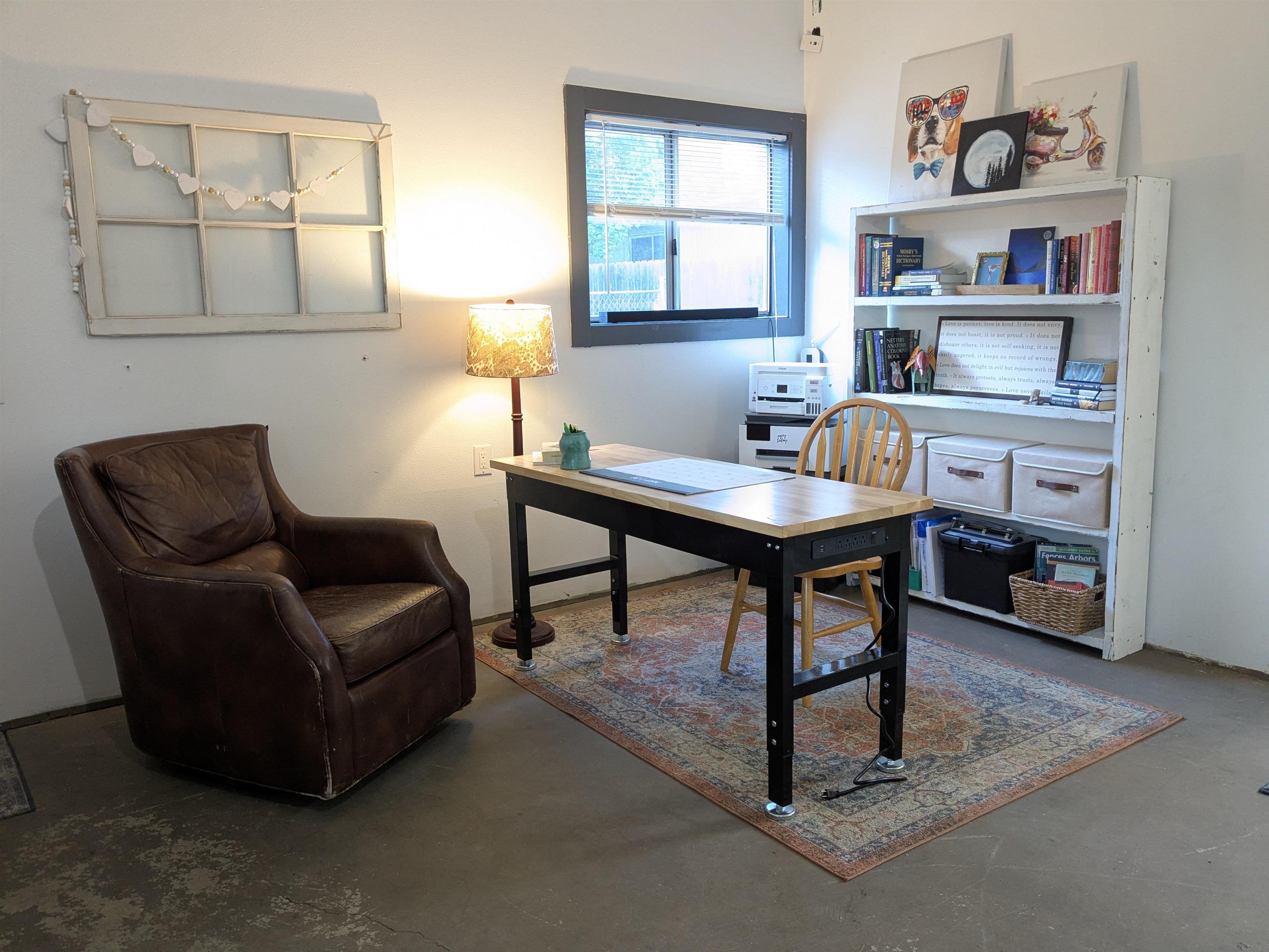 214 E C St - Photo 37