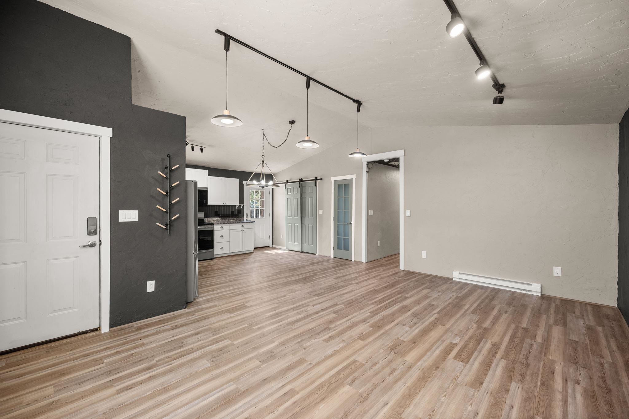 6449 Circle Dr - Photo 7