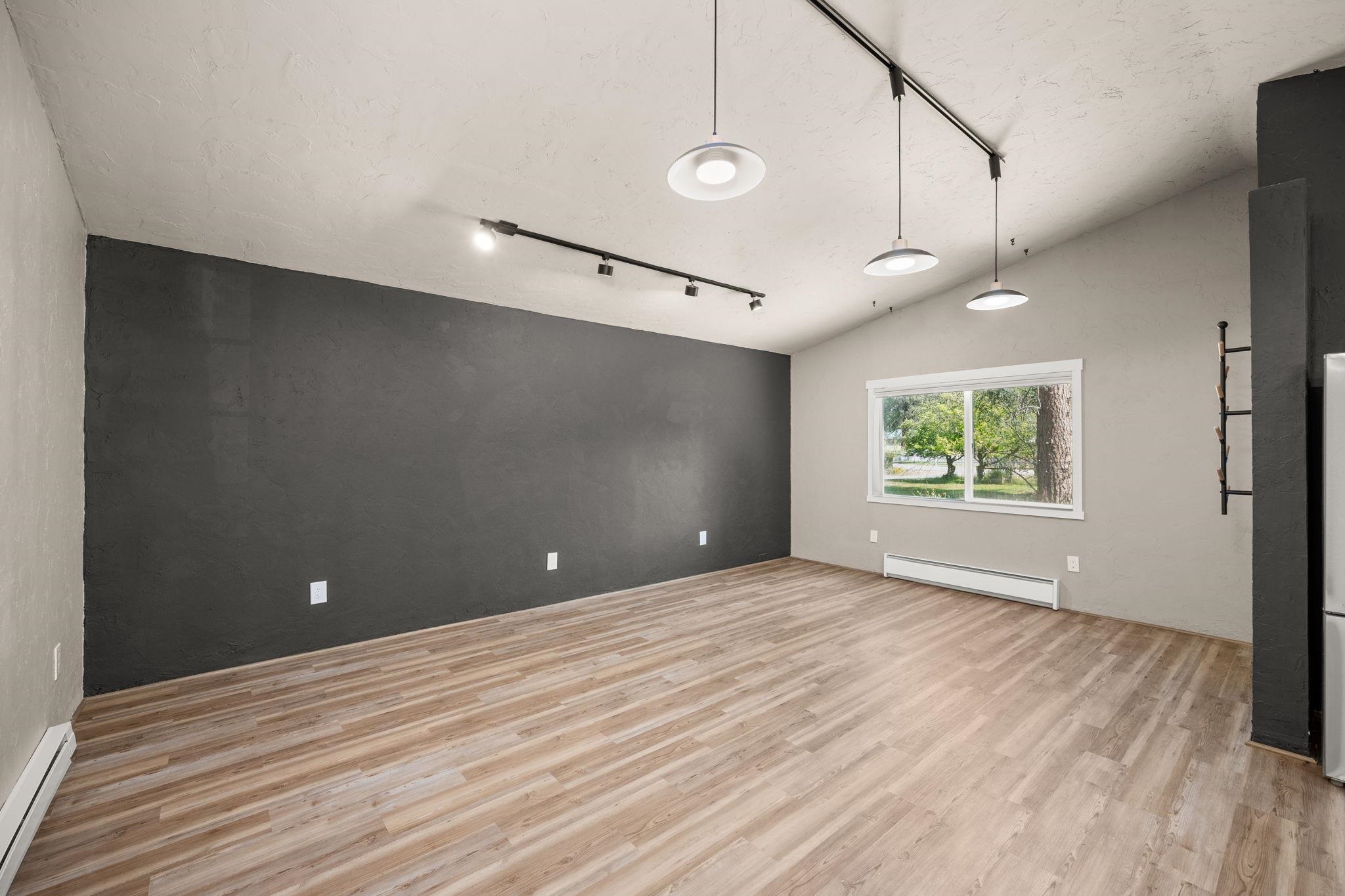 6449 Circle Dr - Photo 9