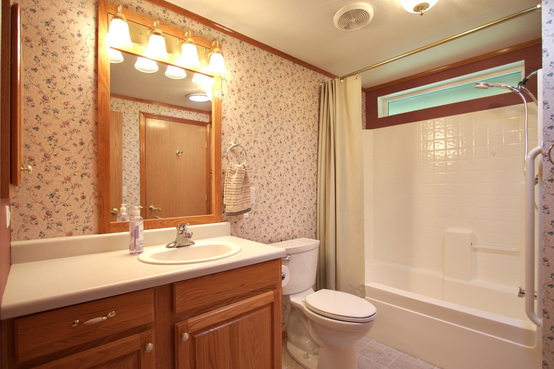 1414 Green Rd - Photo 20