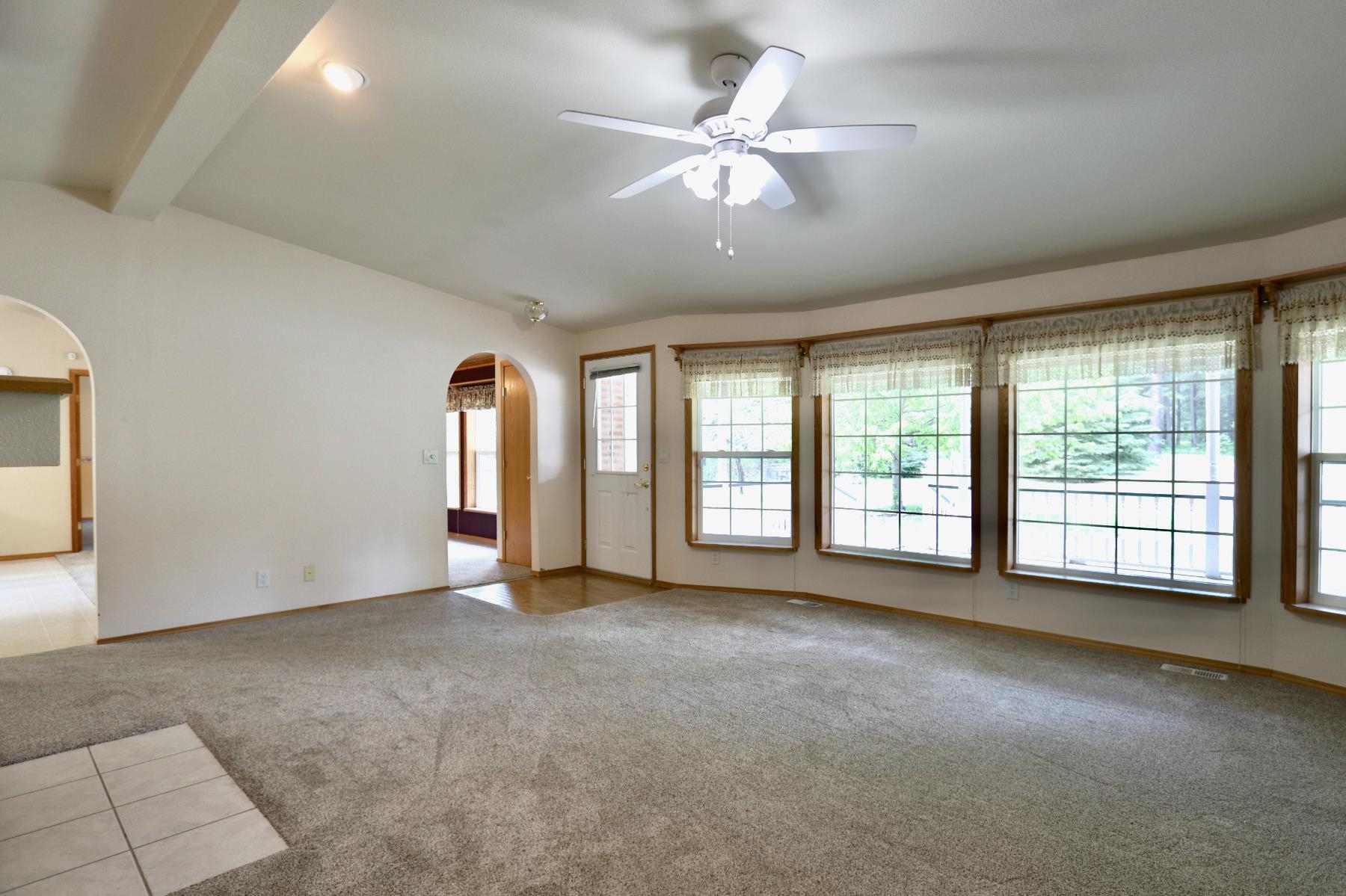 1414 Green Rd - Photo 8