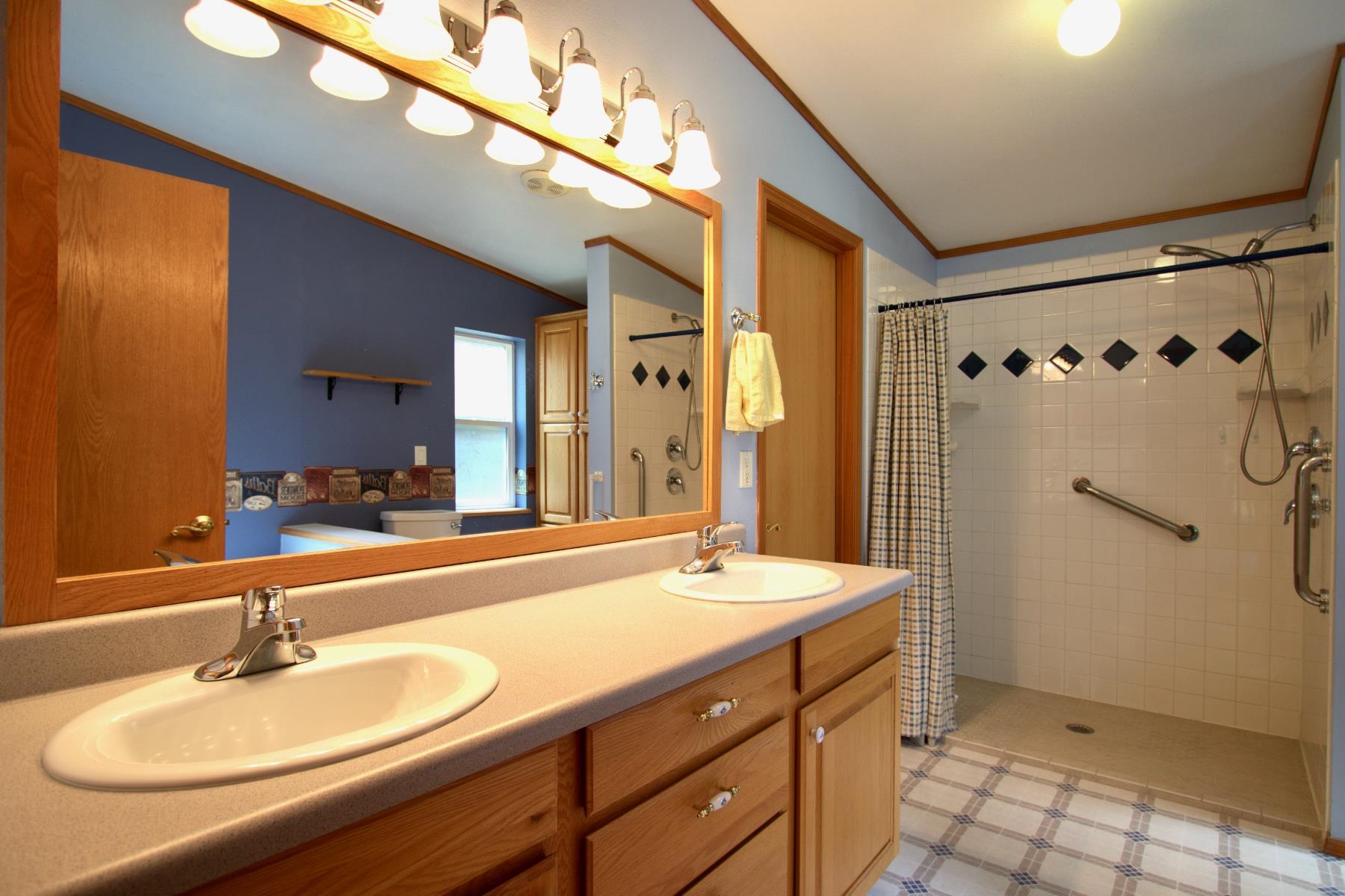1414 Green Rd - Photo 17