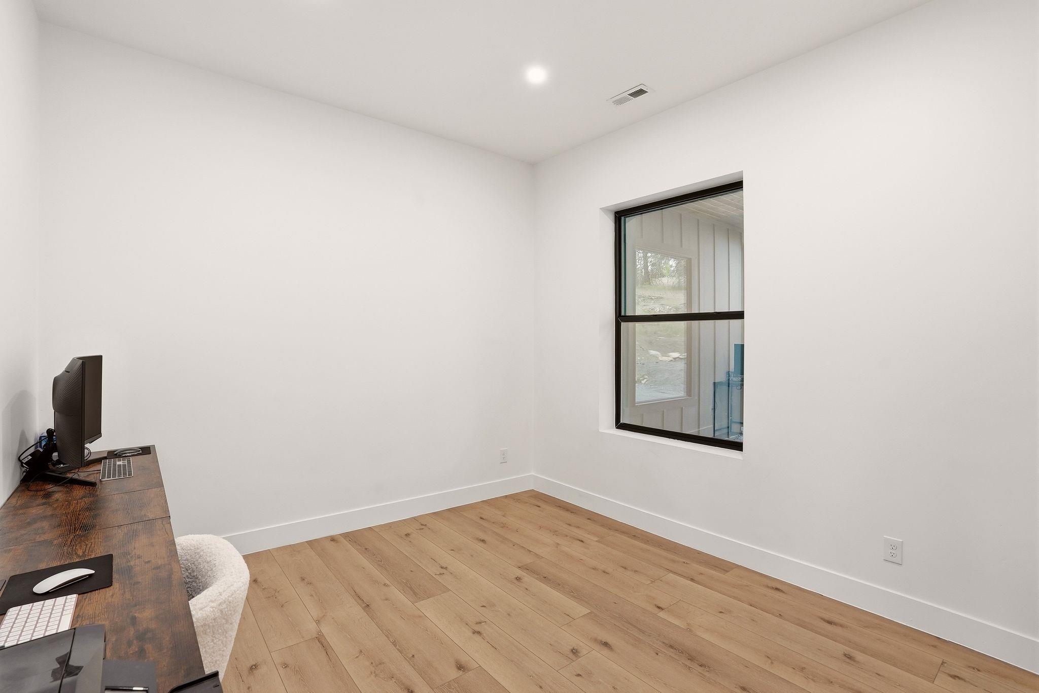 16107 N AUSTIN Rd - Photo 11