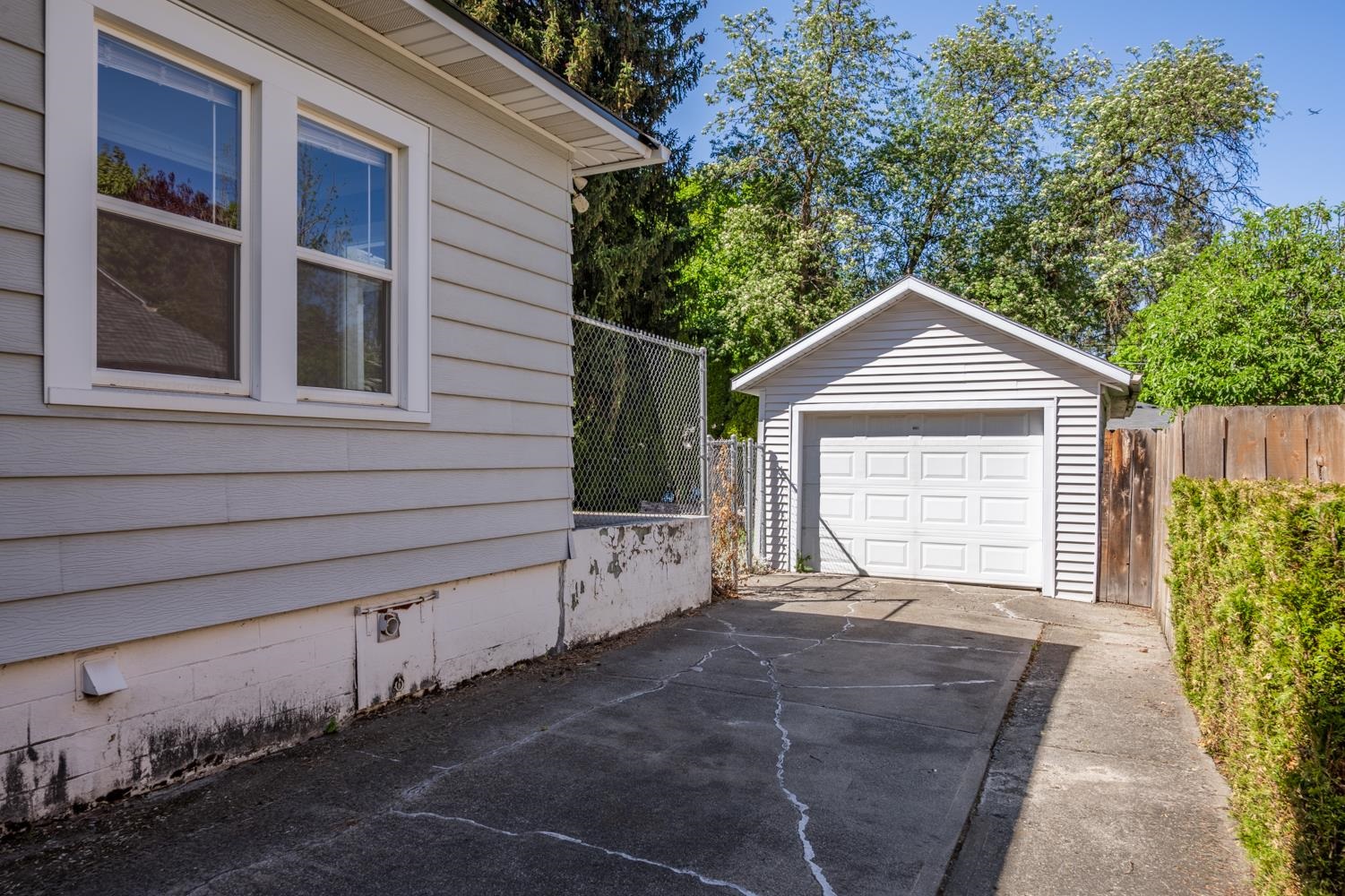 1017 E 17th Ave - Photo 32