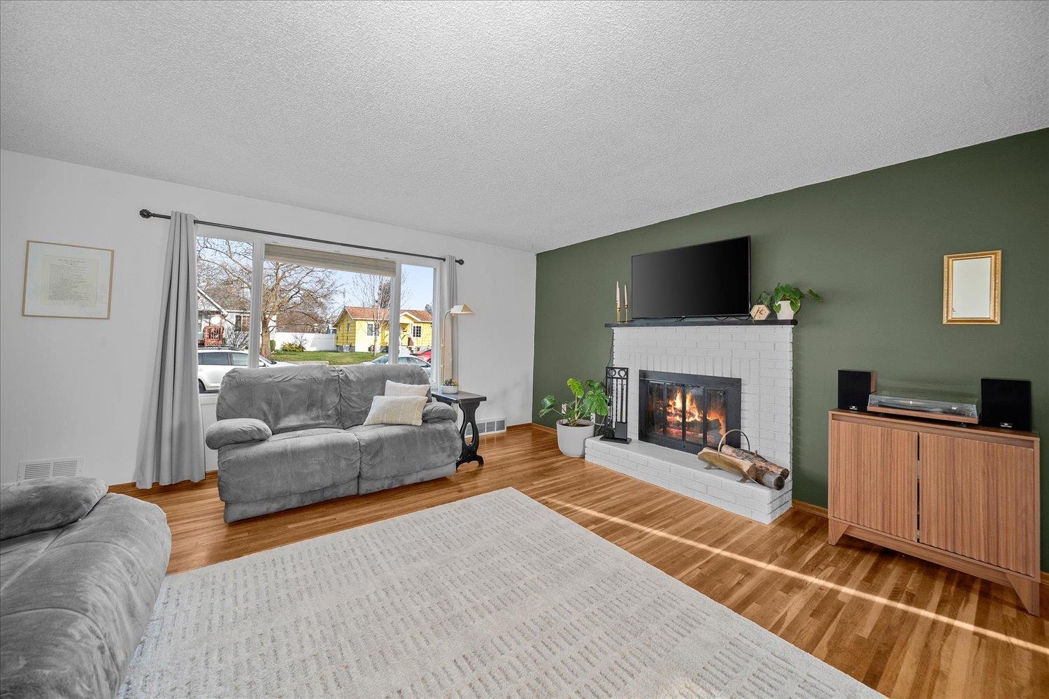 5423 N Lincoln St - Photo 8